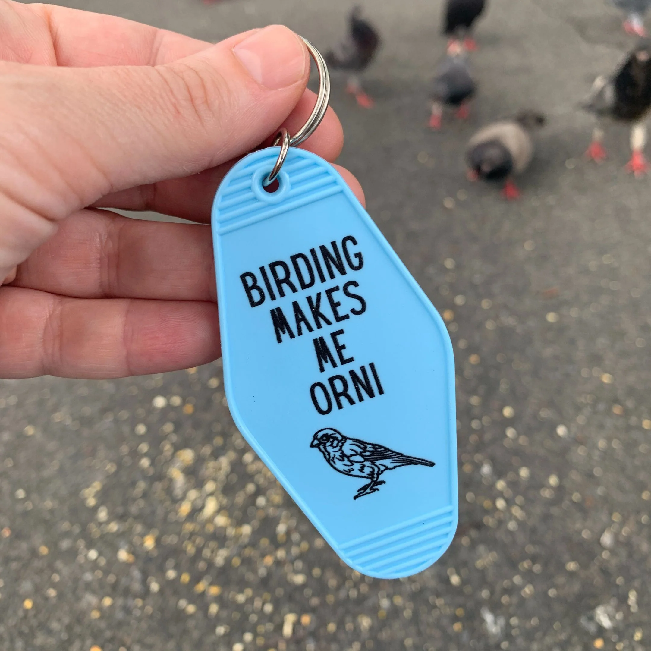Birding Makes Me Orni Birdwatching Pun Motel Keychain - Image 4