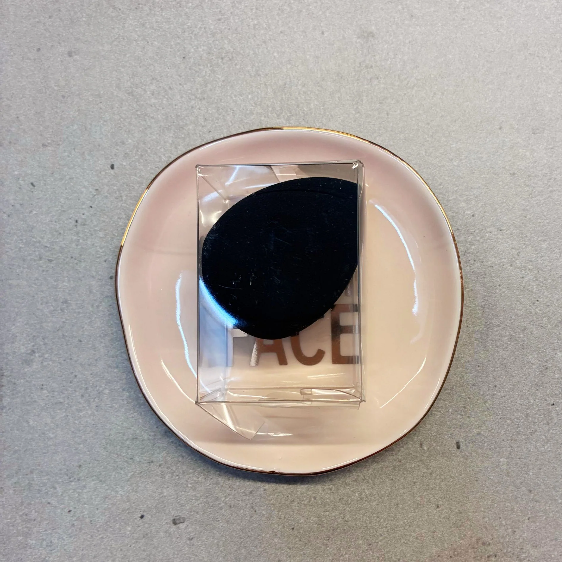Blush Ceramic Tray with Makeup Sponge Gift Set | Cosmetic Giftable Beauty Tools Set - Image 8
