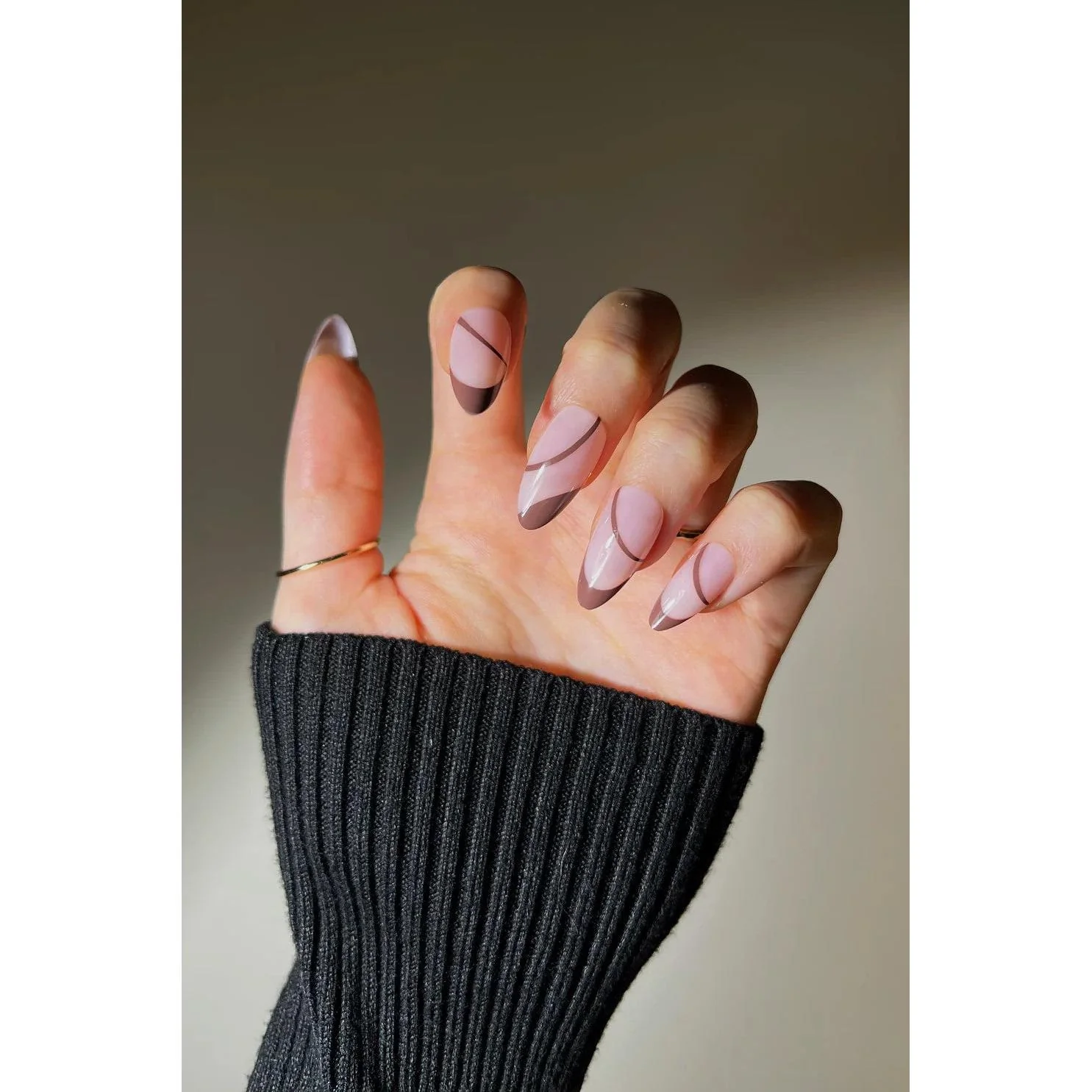 Brewed Serenade Press-On Nails | Coffee Brown Swirl Nails | Cozy & Reusable - Image 5
