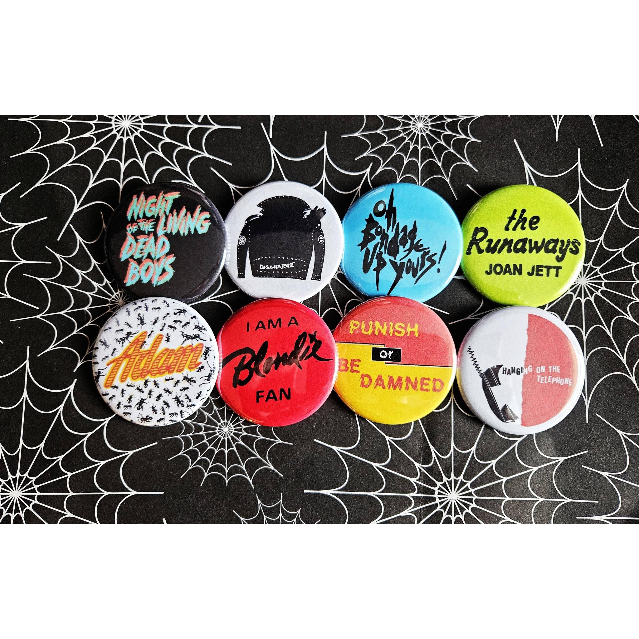 Vintage Reproduction I Am A Blondie Fan Small Pinback Button | Classic Punk Rock | 1.25" Diameter - Image 2
