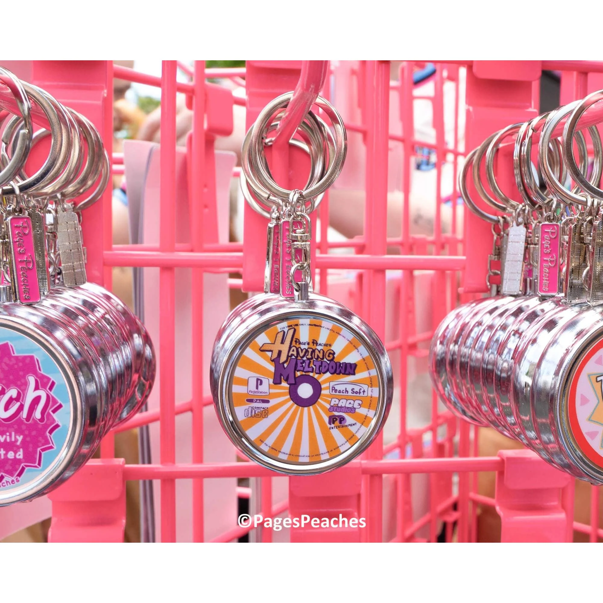 Medicinal Cocaine Parody Pill Case | 3 Way Organizer Chrome Keychain - Image 9