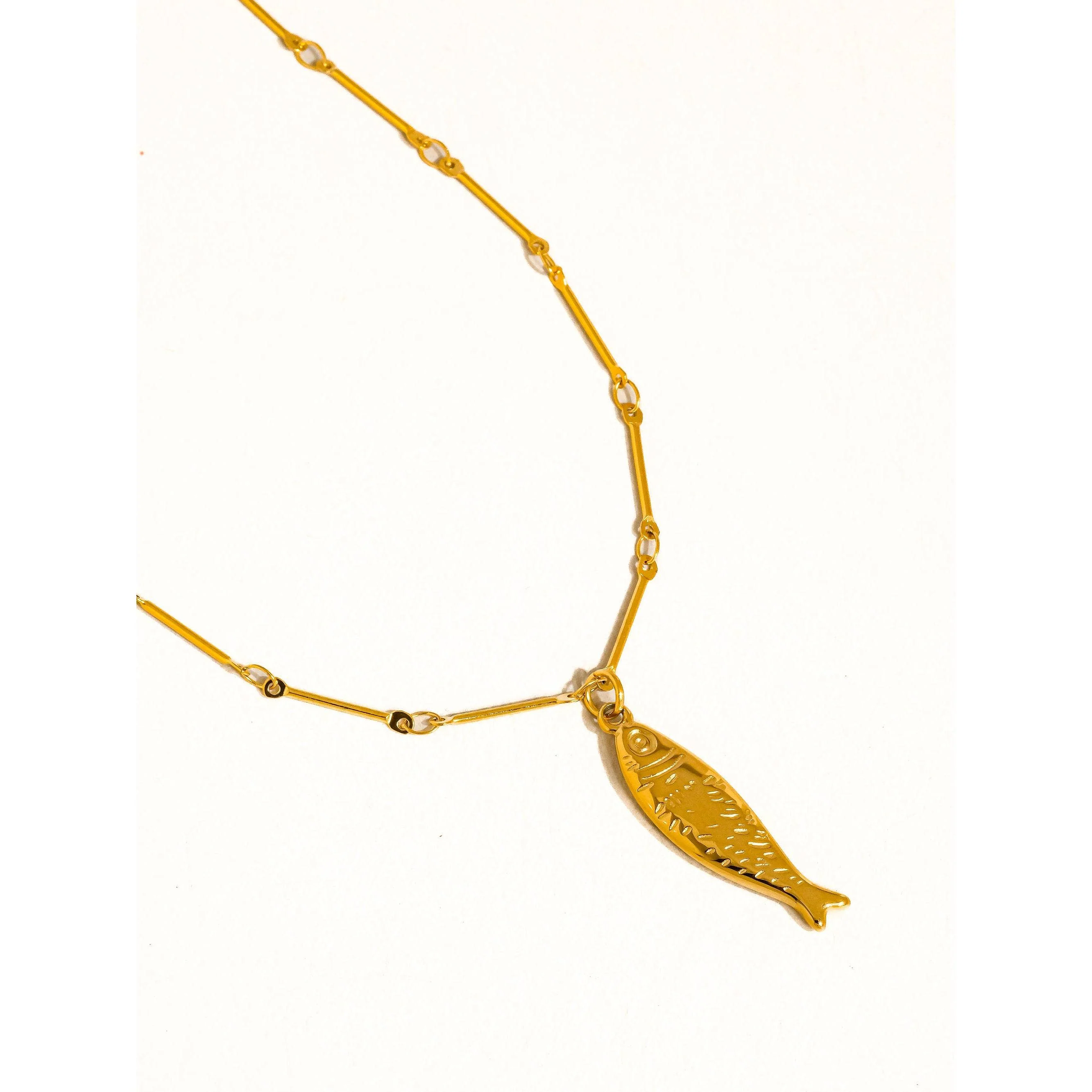 Coralie 18K Gold Non-Tarnish Fish Pendant Chain Necklace – Gold Plated Stainless Steel, Hypoallergenic - Image 3
