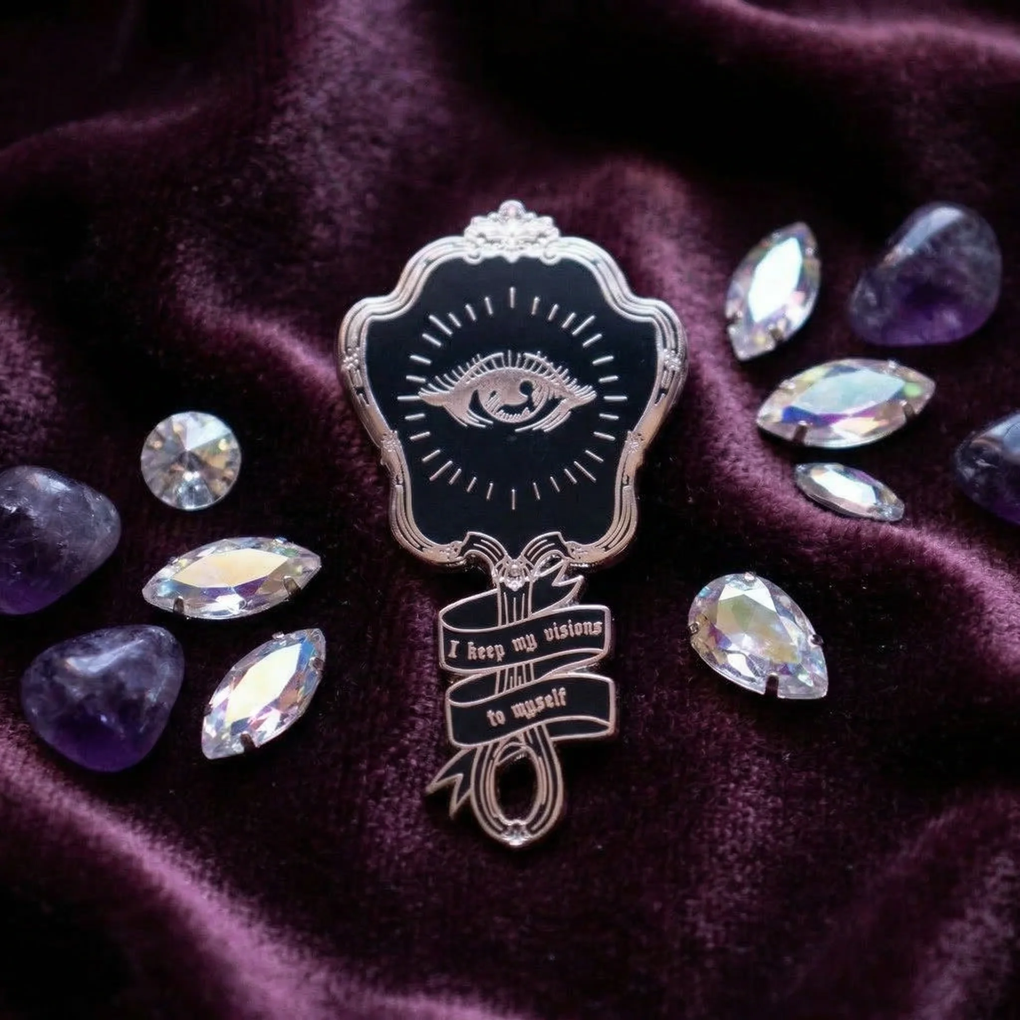 Steve Nicks "I Keep My Visions to Myself" Crystal Visions Brooch in Gold and Black - Image 4