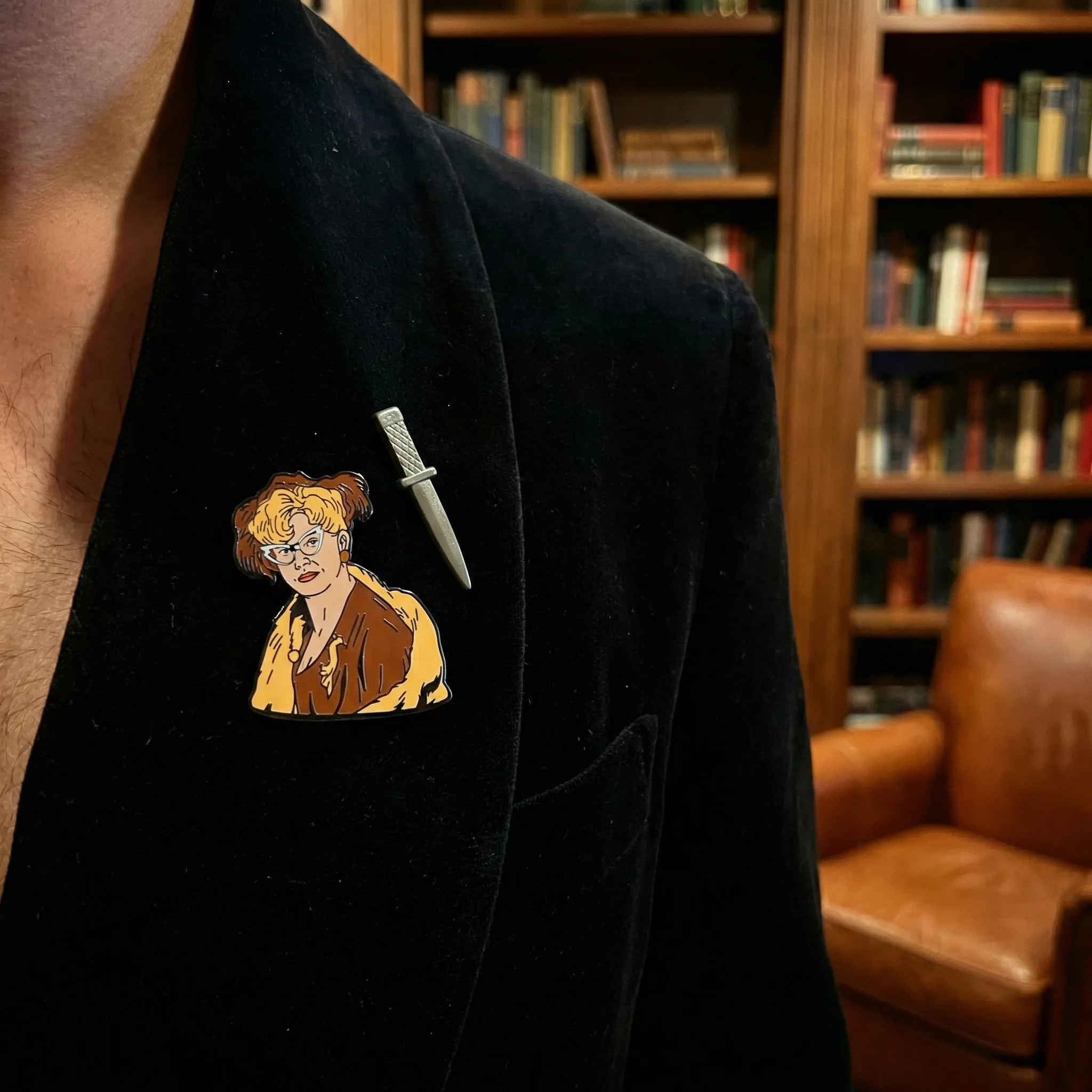 Cult Classic Clue Horror Movie Pin Set – Mrs. Peacock & 3D Knife Hard Enamel Collector Pins - Image 2