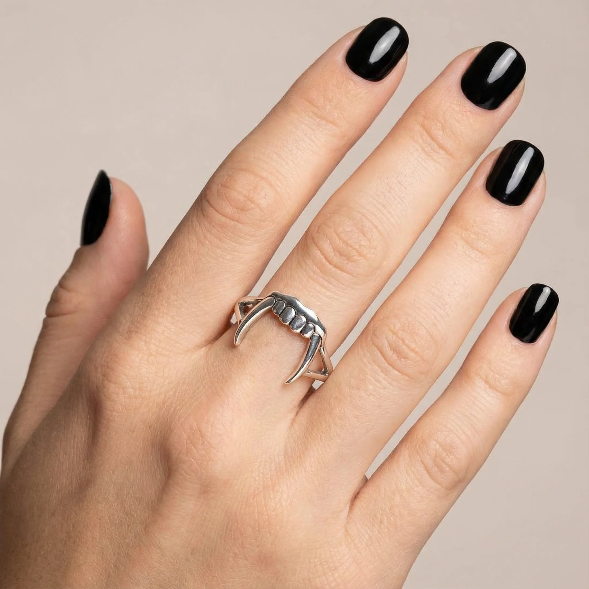 Dracula's Bite Vampire Fangs Teeth Sterling Silver Ring - Image 4