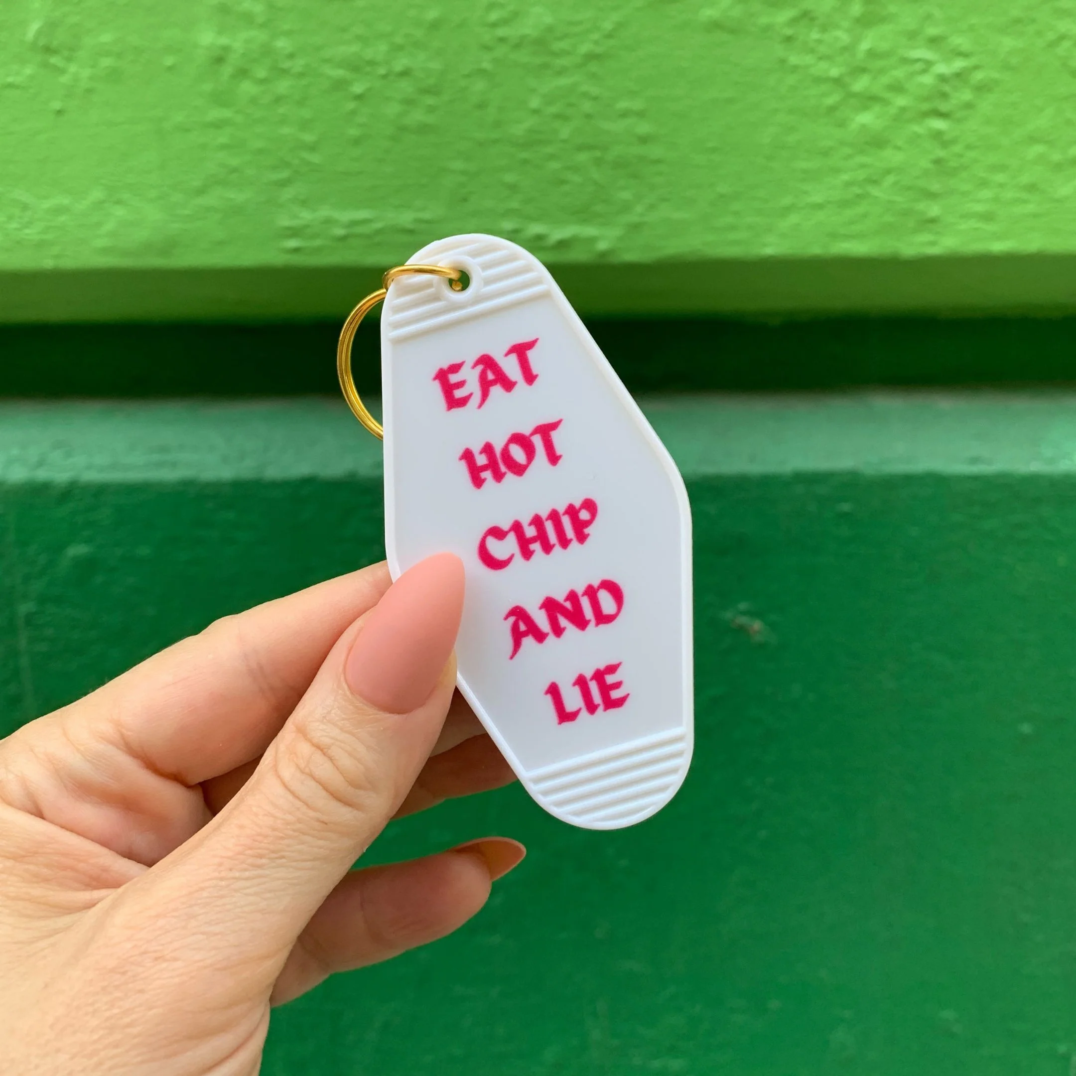 Eat Hot Chip and Lie Motel Style Keychain in White - Image 6