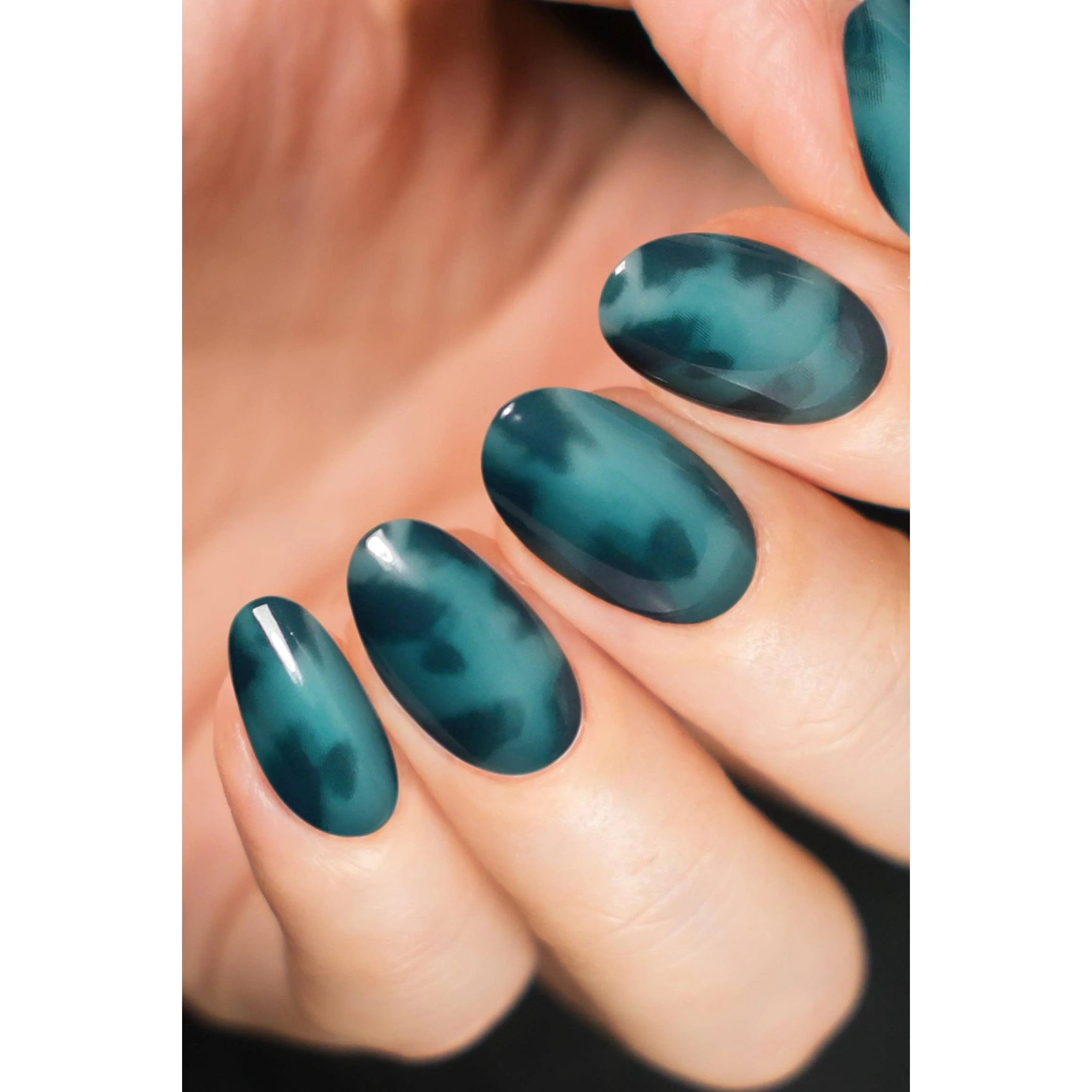 Emerald Amber Peacock Green Press-On Nails | Glossy Reusable & Non-Toxic - Image 3
