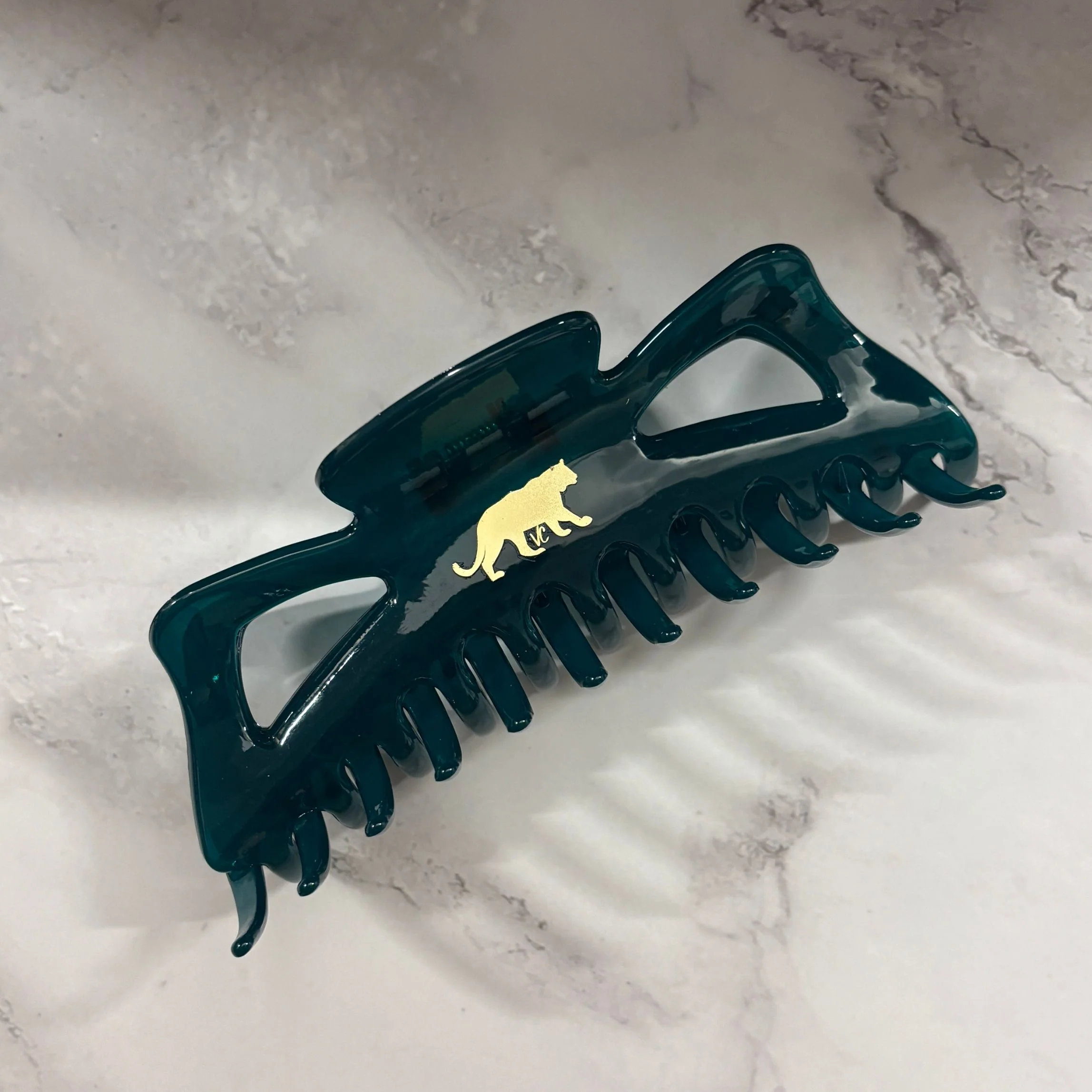 Giant Emerald Megabow Hair Claw for Long, Thick Hair | Velvet Claws Panther Icon in Gold Foil - Image 3
