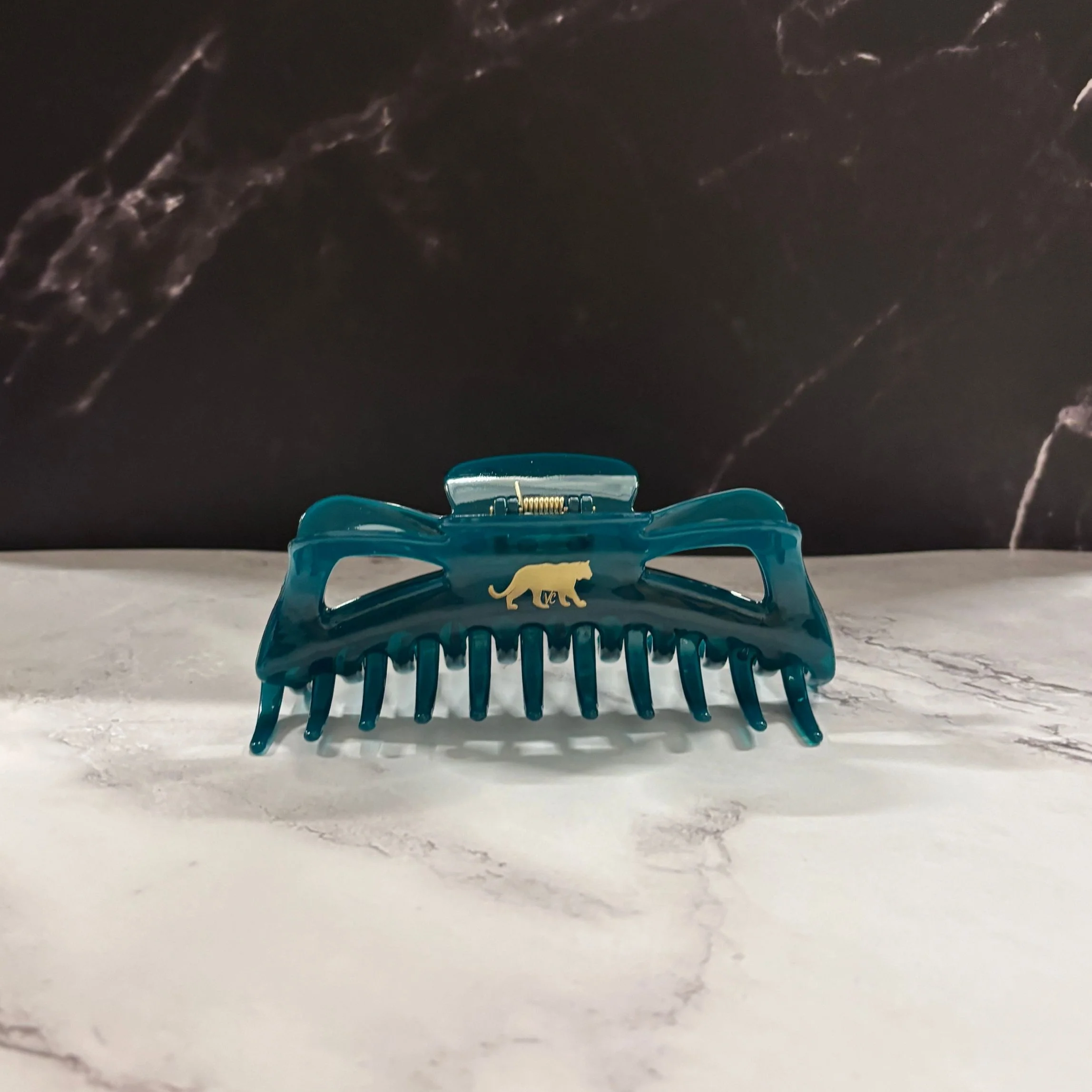 Giant Emerald Megabow Hair Claw for Long, Thick Hair | Velvet Claws Panther Icon in Gold Foil - Image 7