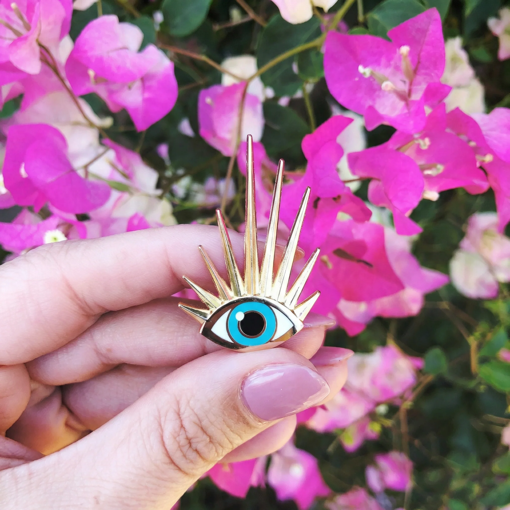 Liberty Eye Golden Brass Pin with Gold Plating - Image 3