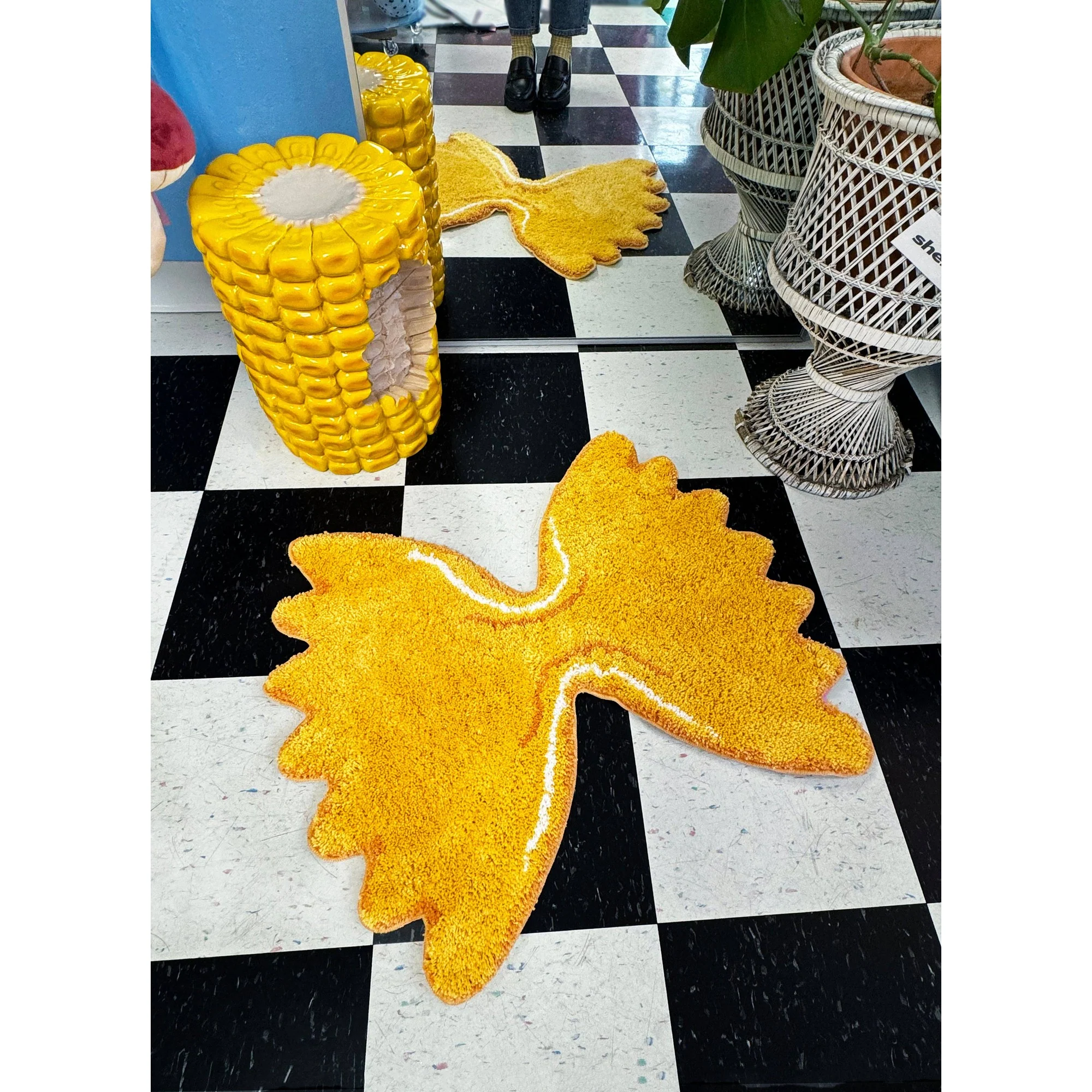 Farfalle Ultrasoft Rug | Decorative Wall Mat | Floorcloth Covering | 28" x 23"