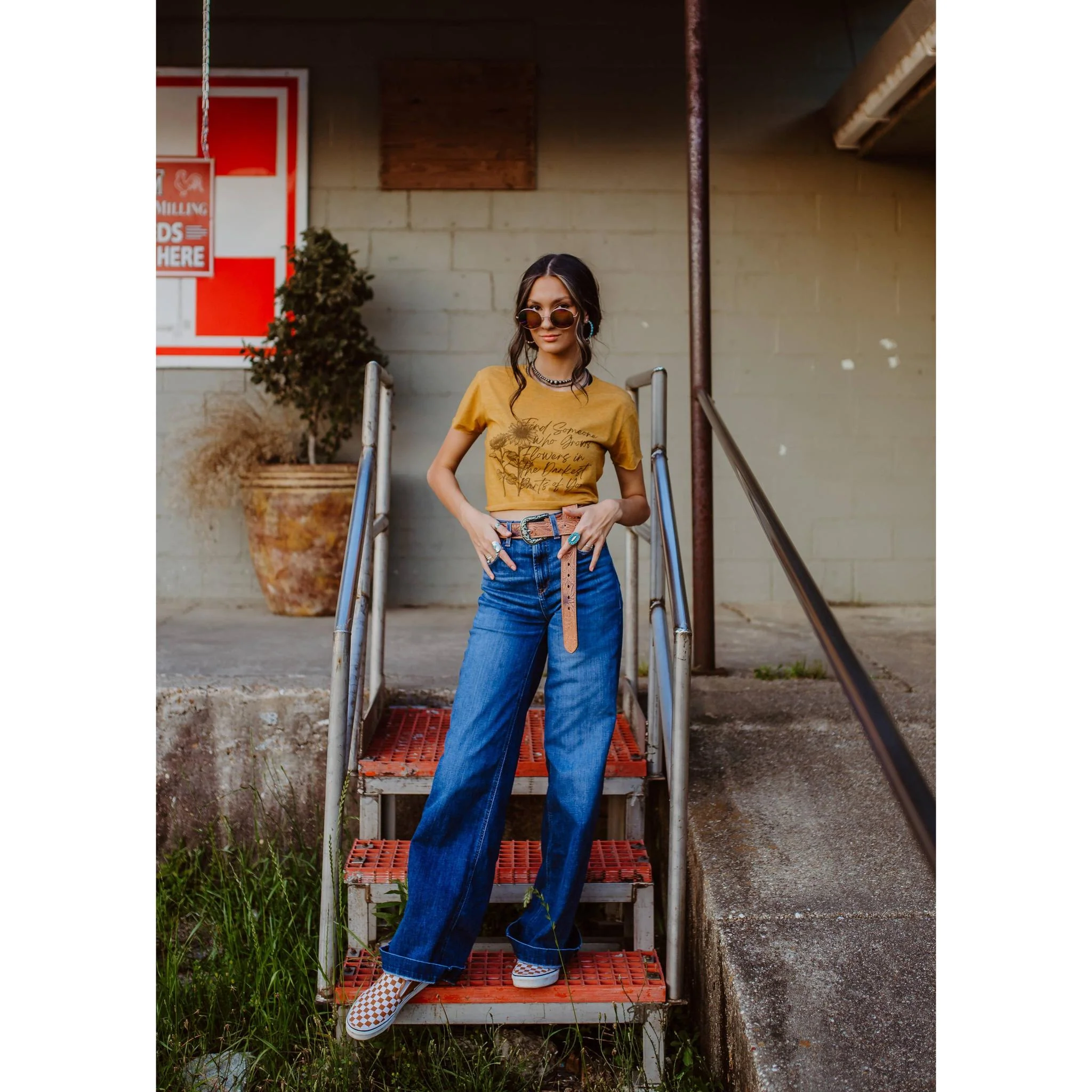Find Someone Who Will Grow Flowers in the Darkest Parts of You Western Graphic Cropped T-Shirt [Sizes SM-XL] - Image 4