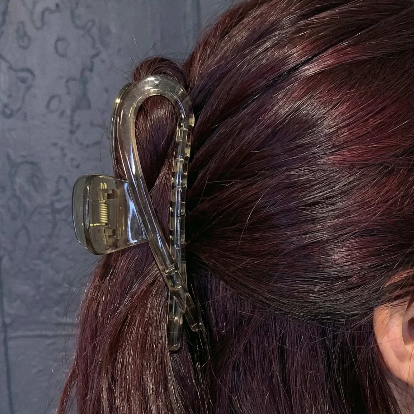 Fingers Crossed Hair Claw in 3 Color Options - Image 15