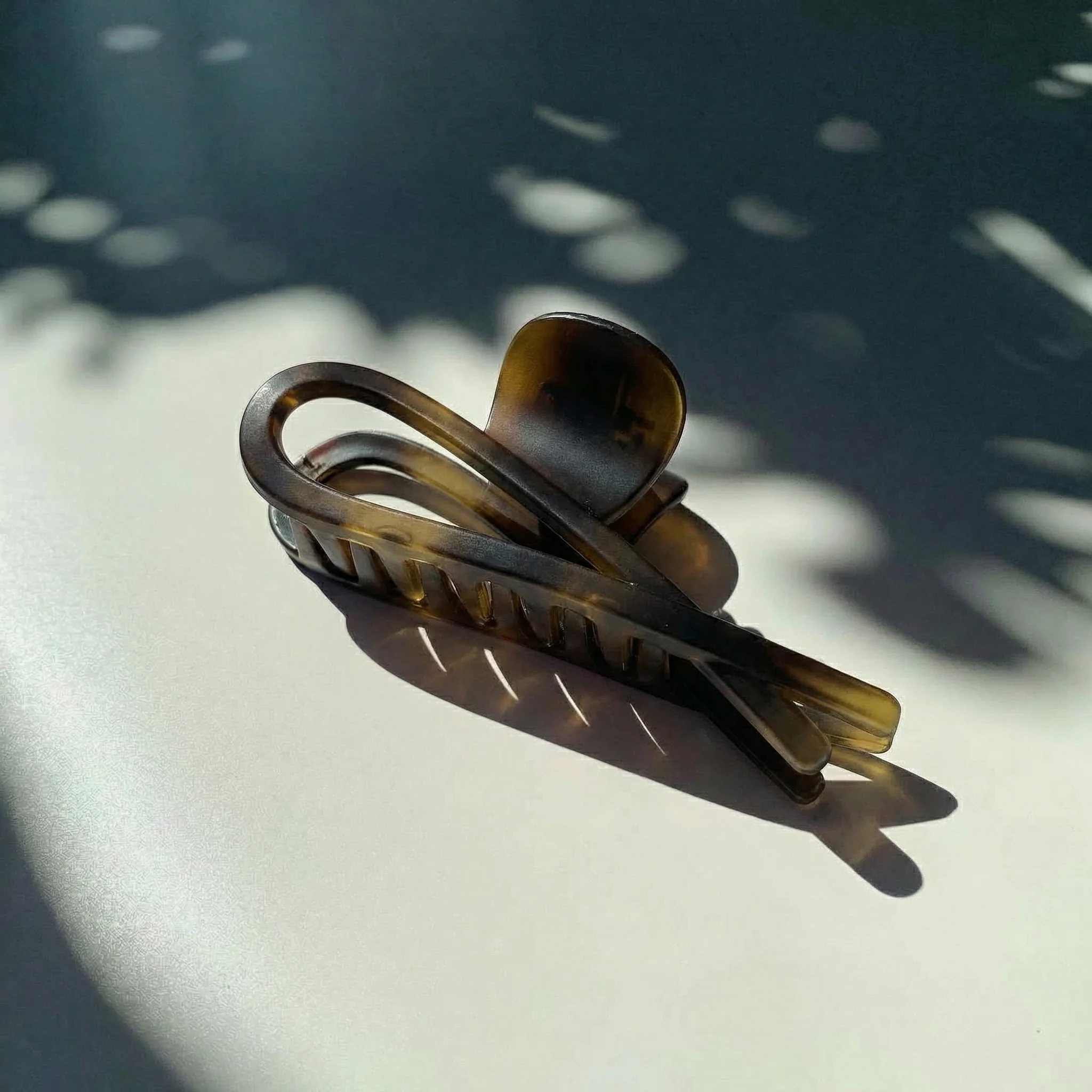 Fingers Crossed Hair Claw in 3 Color Options - Image 9