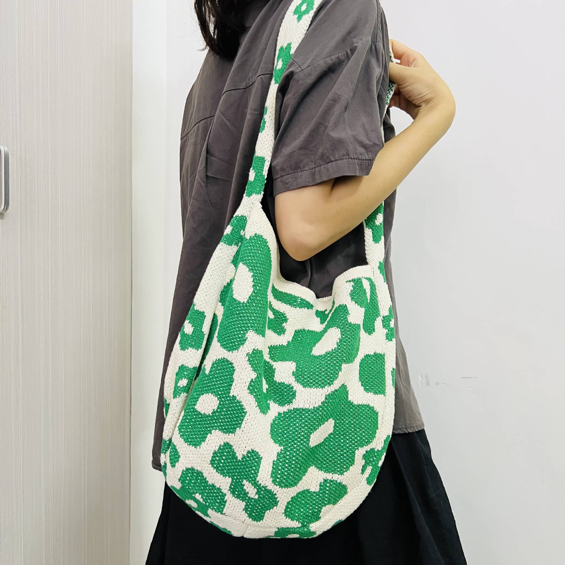 Knitted Single Strap Large Shoulder Tote Bag in Dark Green Flower Designs | 100%Acrylic / One Size | Handbag - Image 3