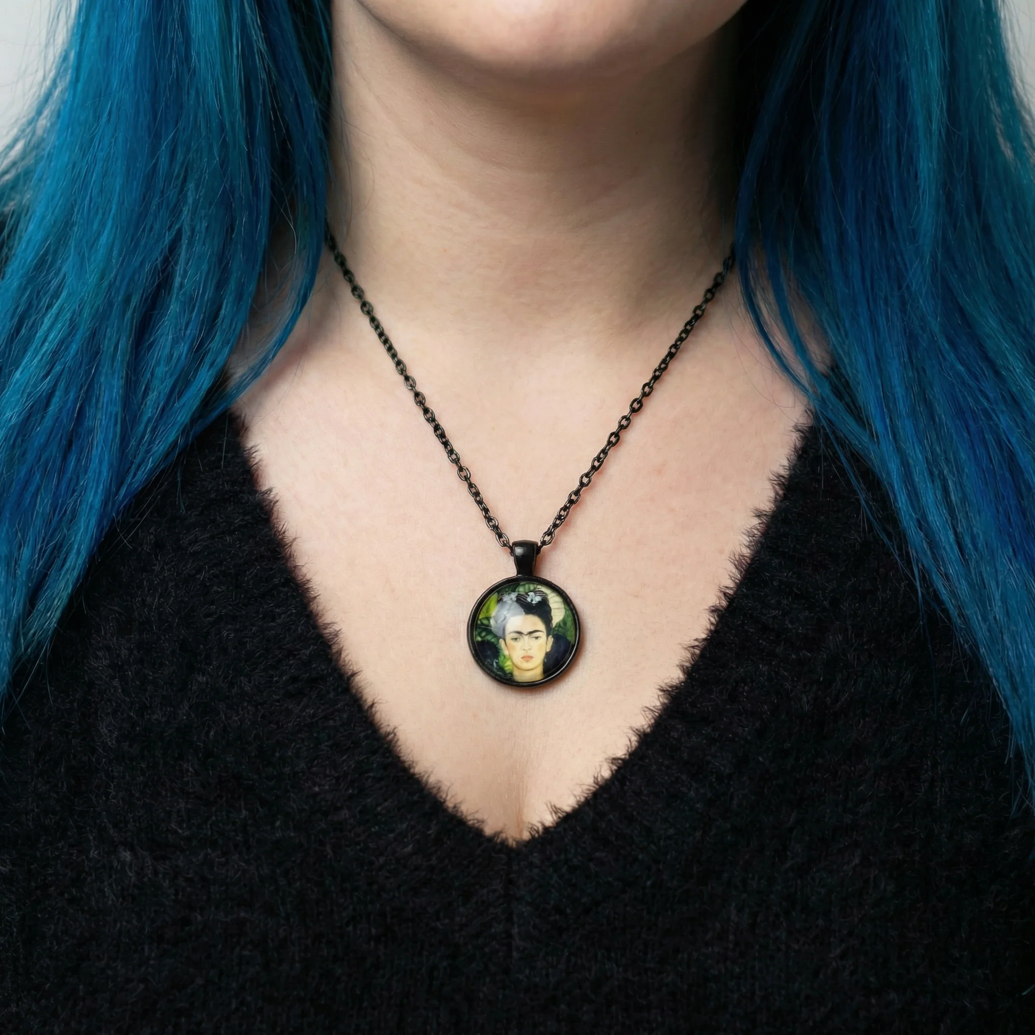 Frida Cabochon Pendant Necklace in Aged Bronze or Black - Image 10