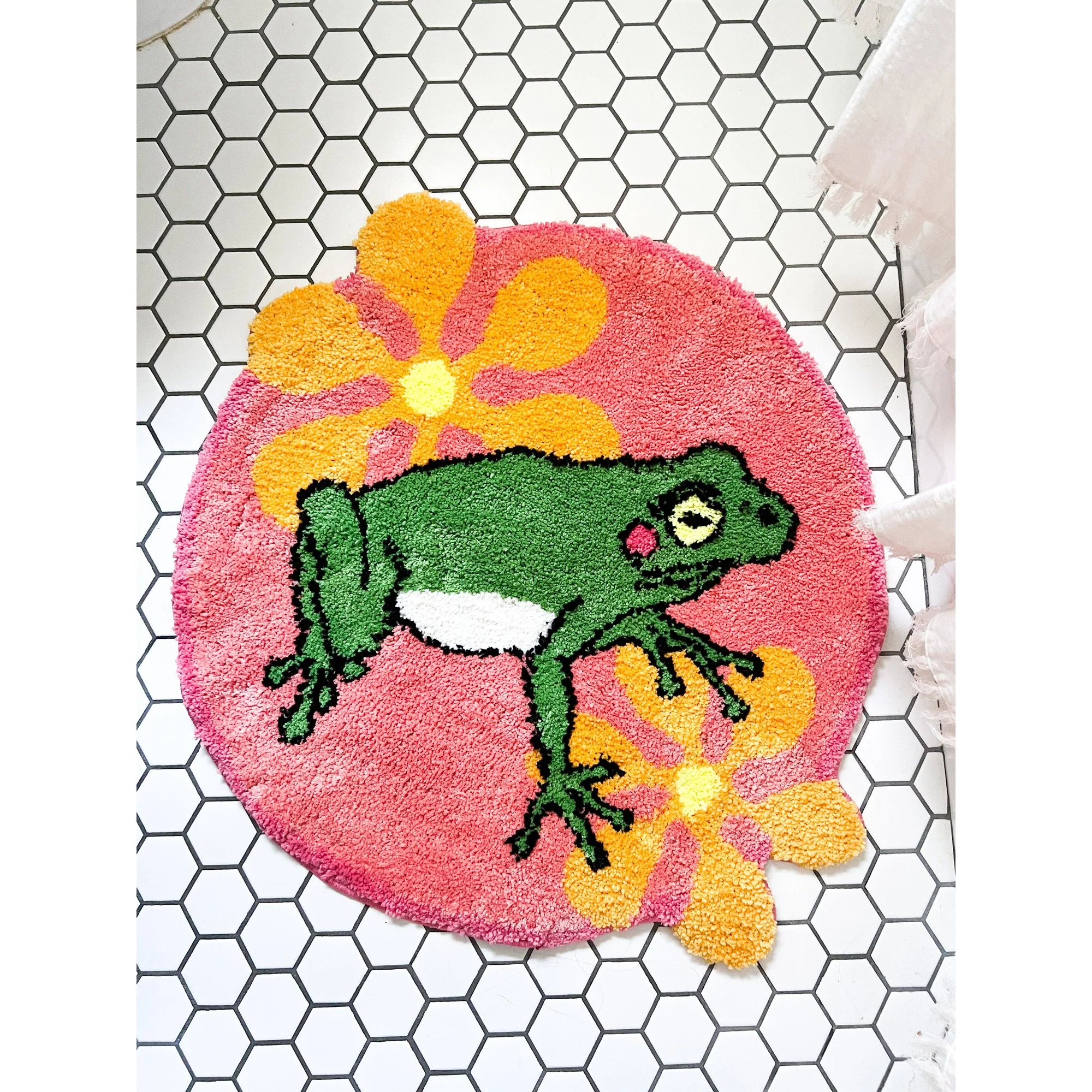 Ultrasoft Frog Rug | Decorative Wall Mat | Floorcloth Covering | 24" x 26" - Image 4