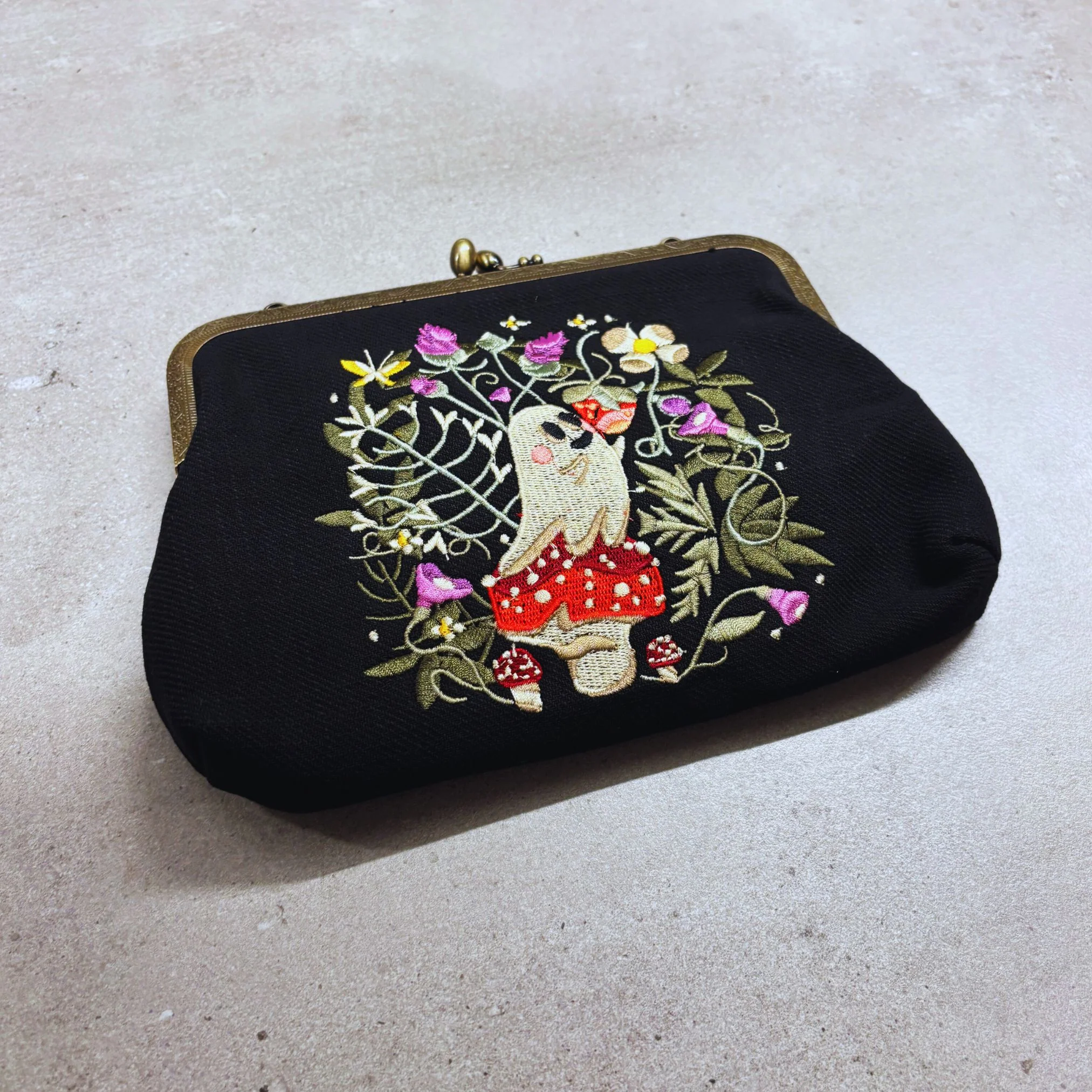 Ghost in Strawberry Field in Linen Blend | Halloween Illustration Handheld Shoulder Bag - Image 4