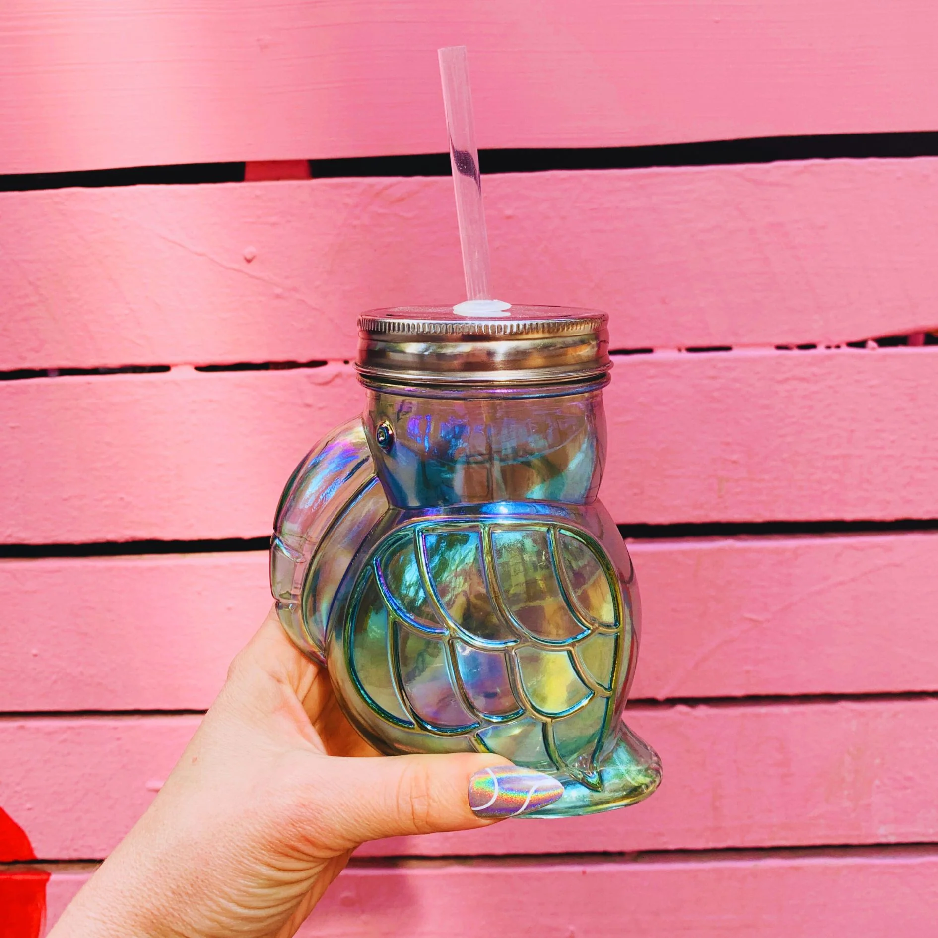 Green Toucan Shaped Sipper | Iridescent Glass| Wine or Cocktail Glass with Straw for Indoors or Outdoors - Image 4