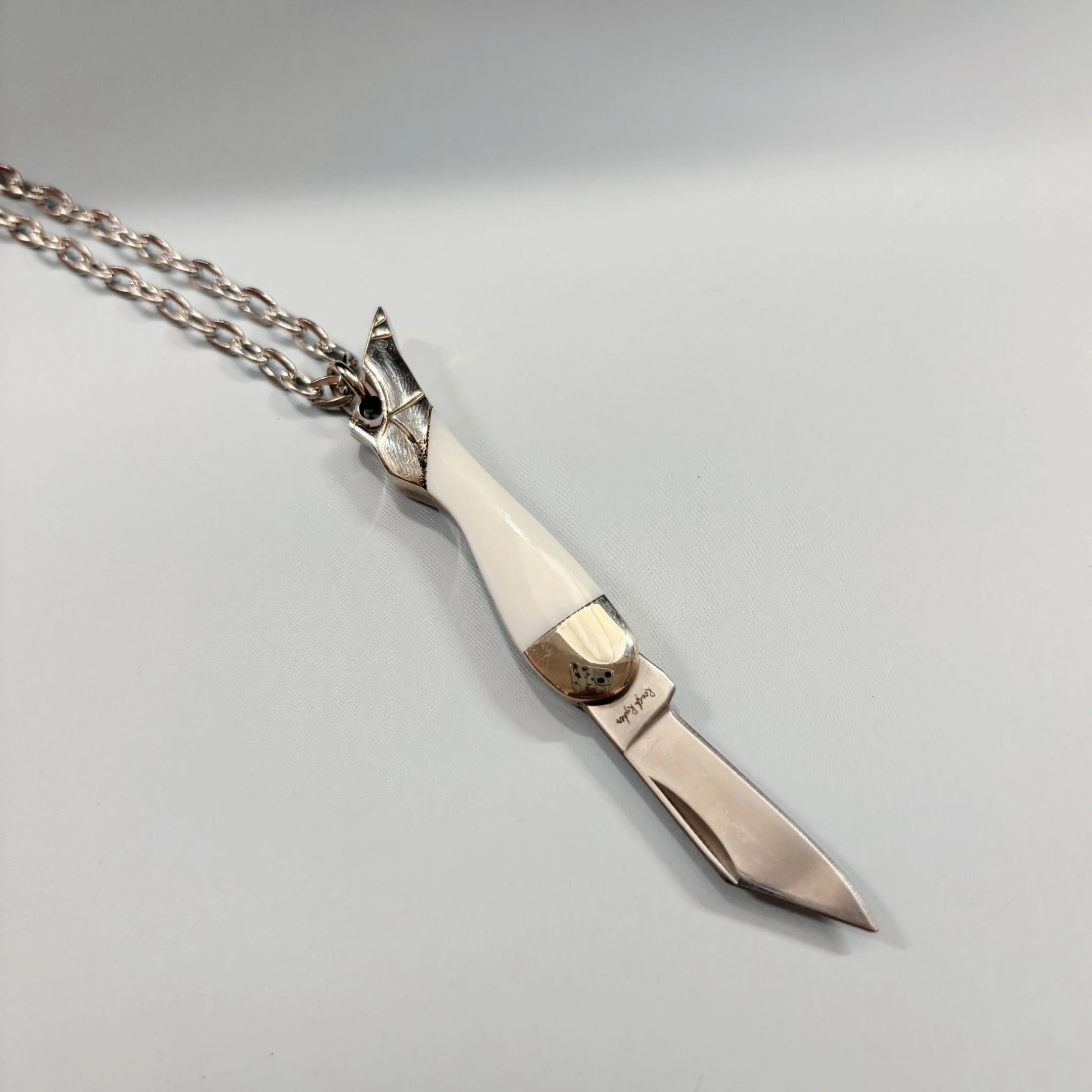 High Heel Switchblade Necklace | Mini Knife Pendant - Image 2