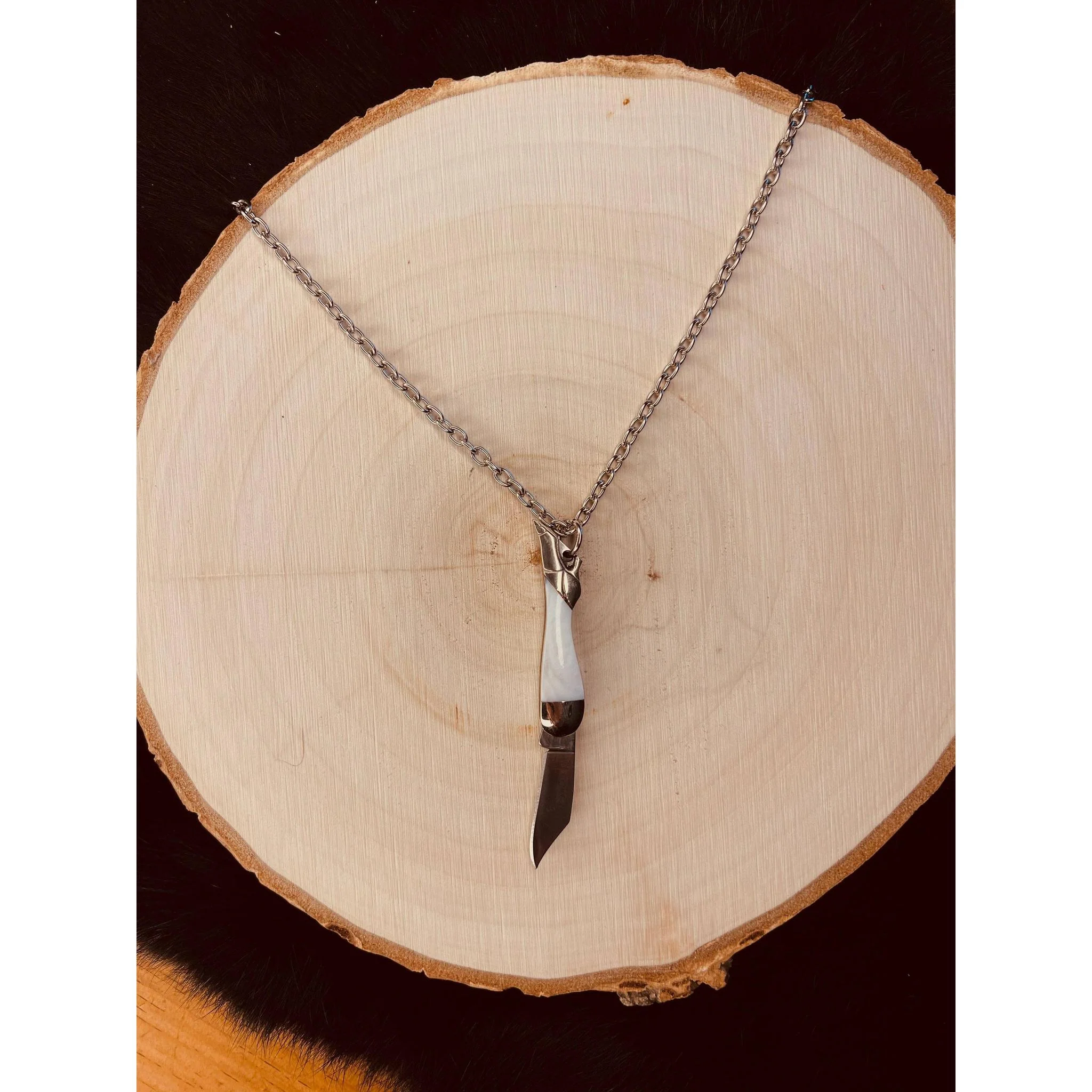 High Heel Switchblade Necklace | Mini Knife Pendant - Image 7