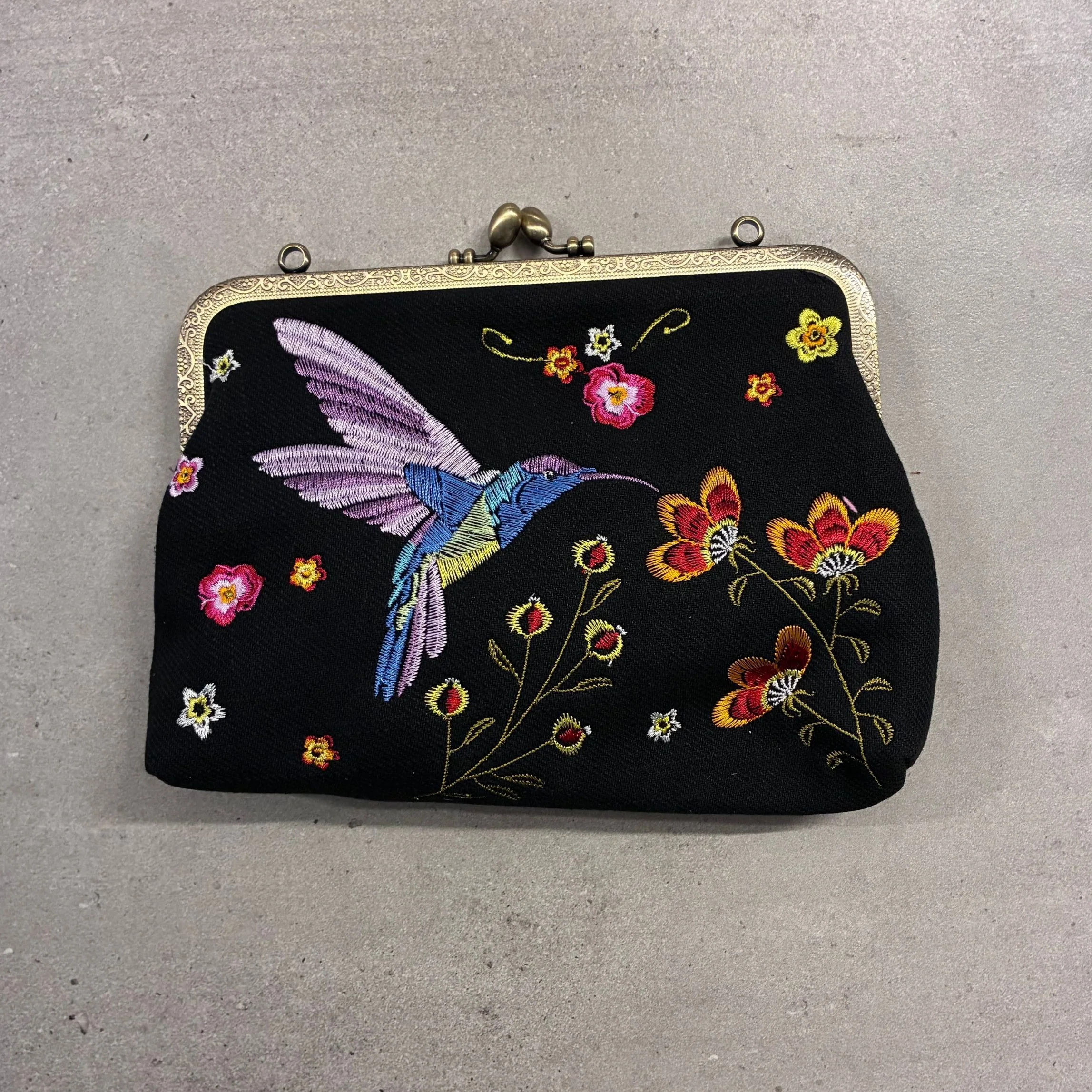 Hummingbird Kisslock Bag in Black | Embroidered Floral Handheld Shoulder Bag - Image 5
