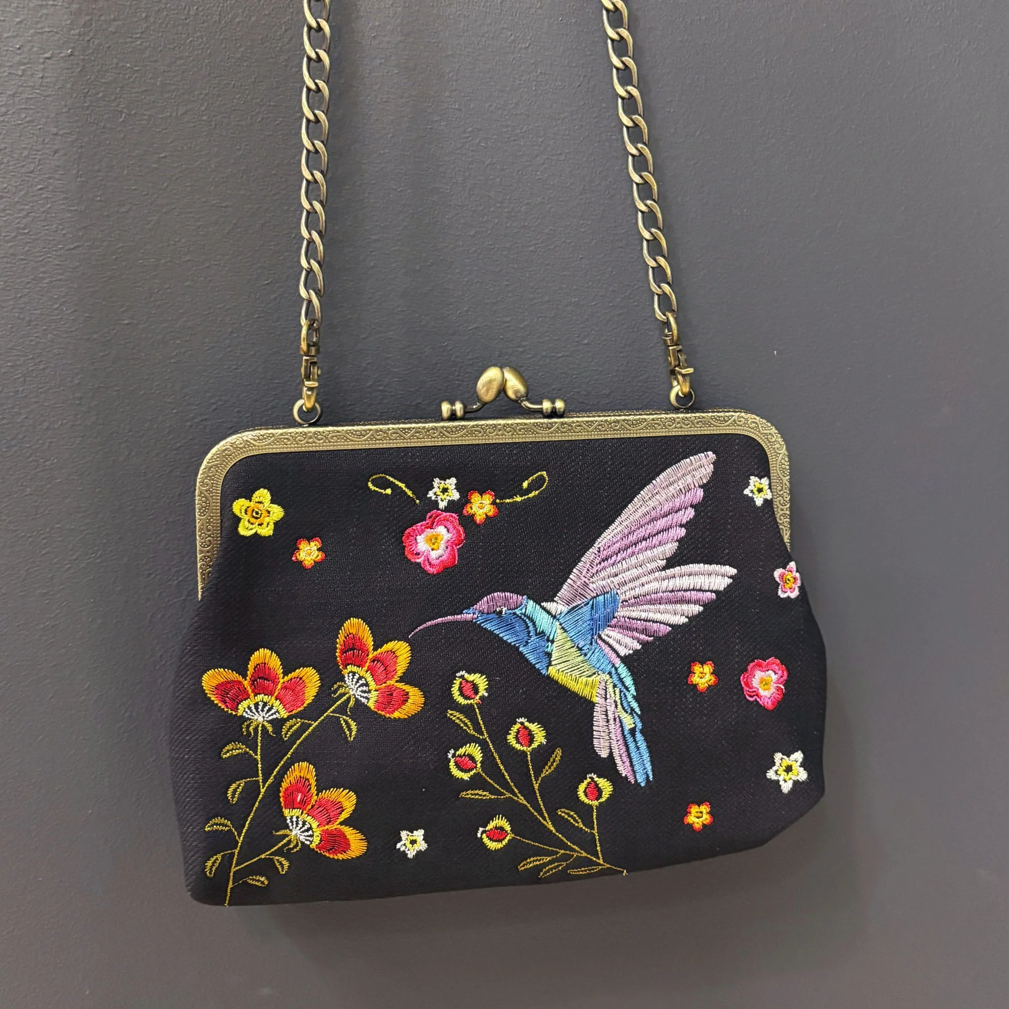 Hummingbird Kisslock Bag in Black | Embroidered Floral Handheld Shoulder Bag - Image 9