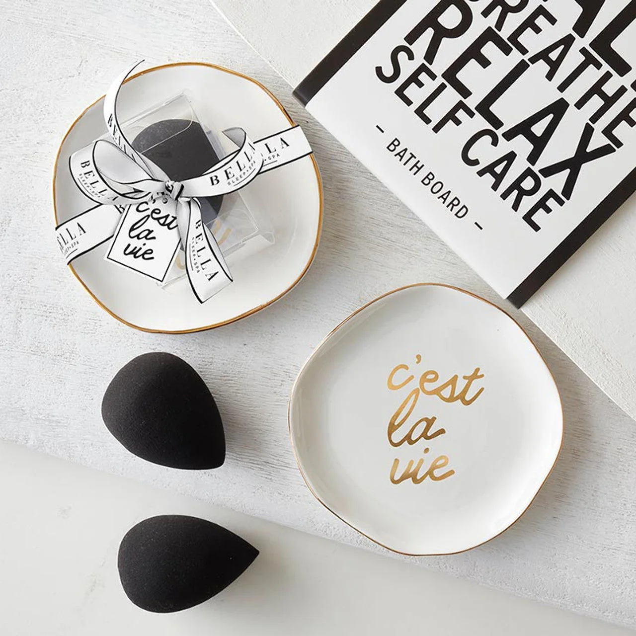 Ivory Ceramic Tray with Makeup Sponge Gift Set | Cosmetic Giftable Beauty Tools Set - Image 4