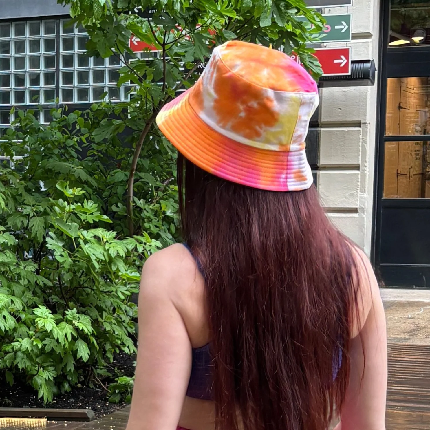Tie-Dye Bucket Hat in Pink and Orange '90s Style Retro Gen Z Aesthetic - Image 5
