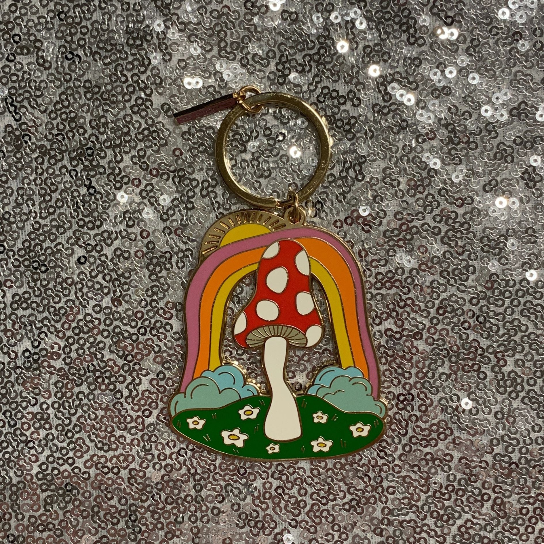 Magic Mushroom Brass and Enamel Keychain | Enchanting Toadstool Fungi Key Ring Holder - Image 4