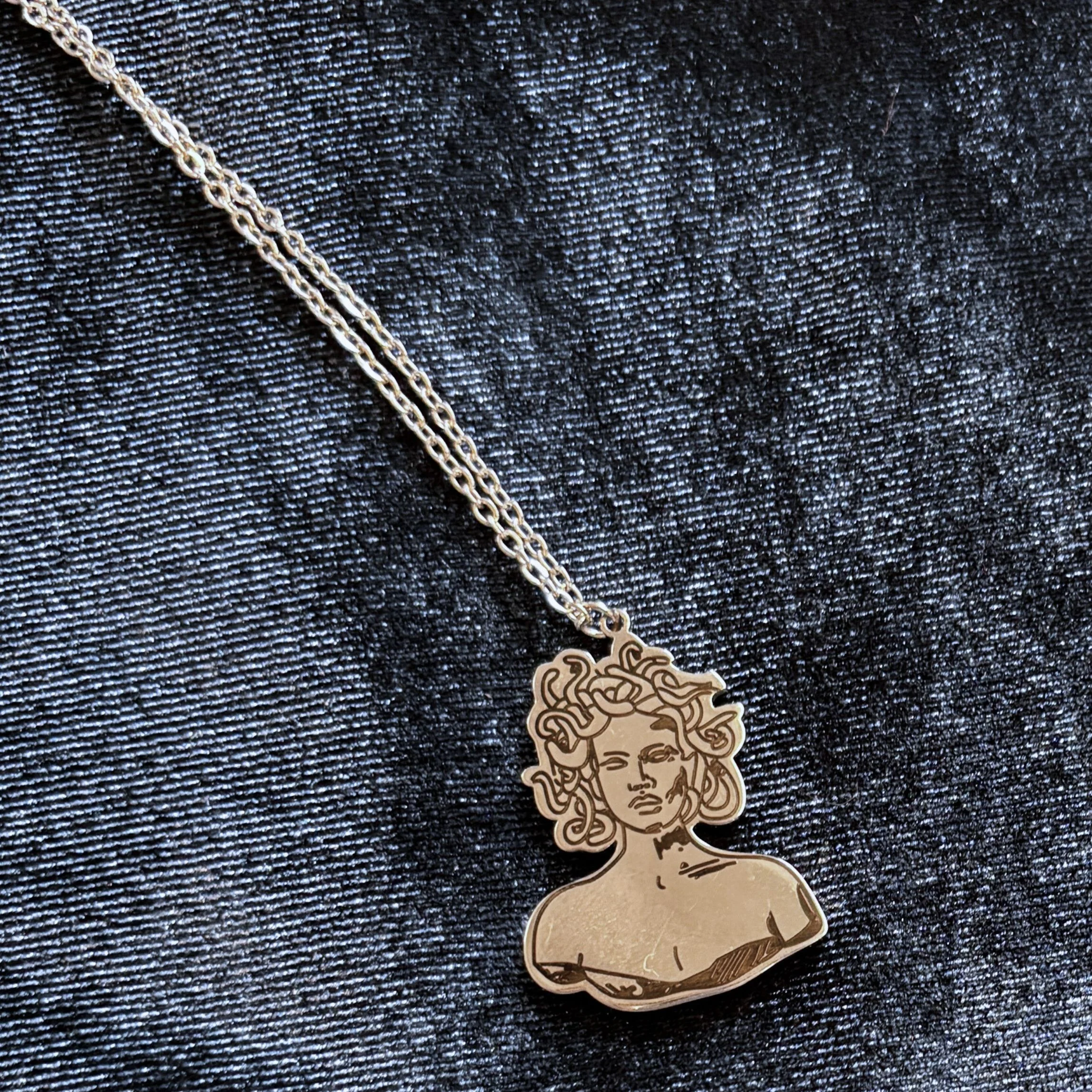 Medusa Pendant Necklace in Gold or Silver - Image 7