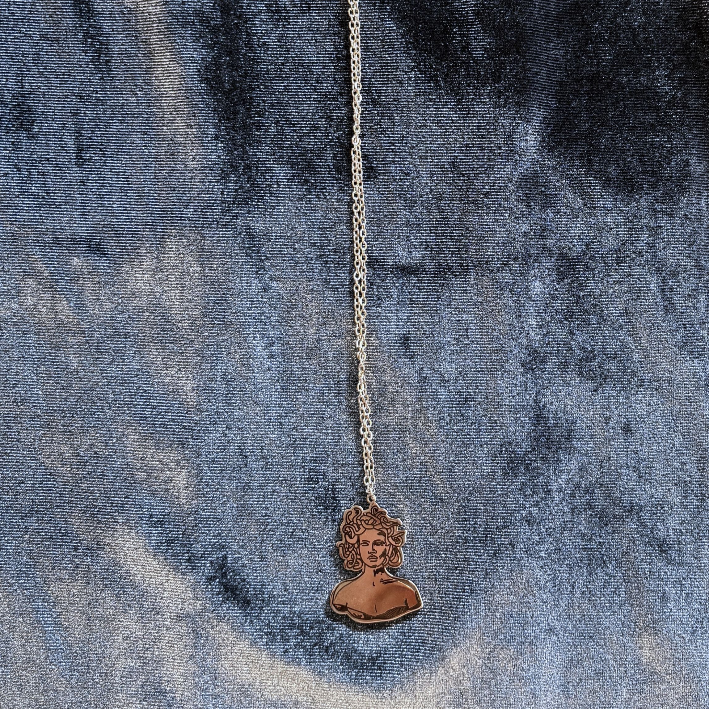 Medusa Pendant Necklace in Gold or Silver - Image 9