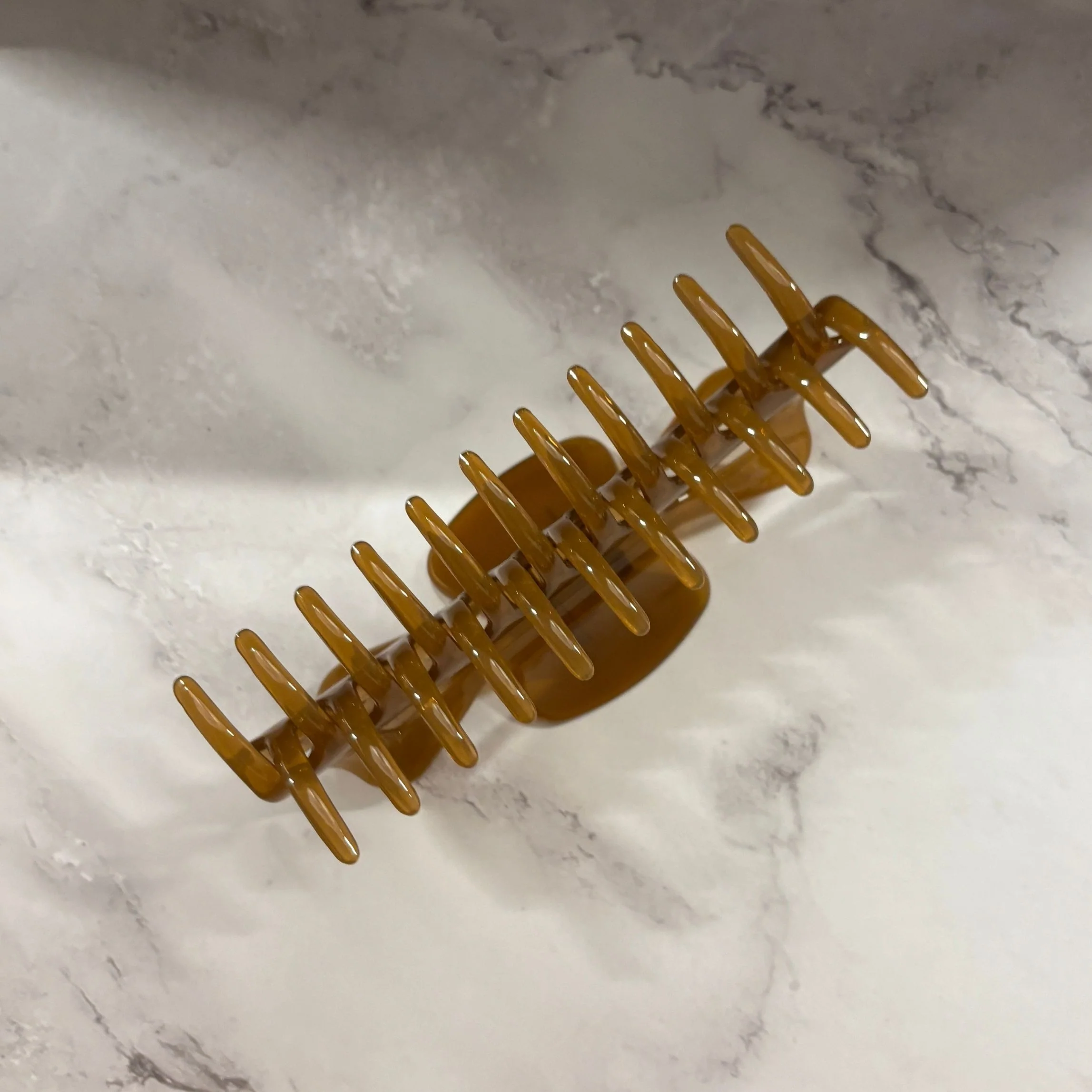 Giant Caramel Megabow Hair Claw for Long, Thick Hair | Velvet Claws Panther Icon in Gold Foil - Image 10
