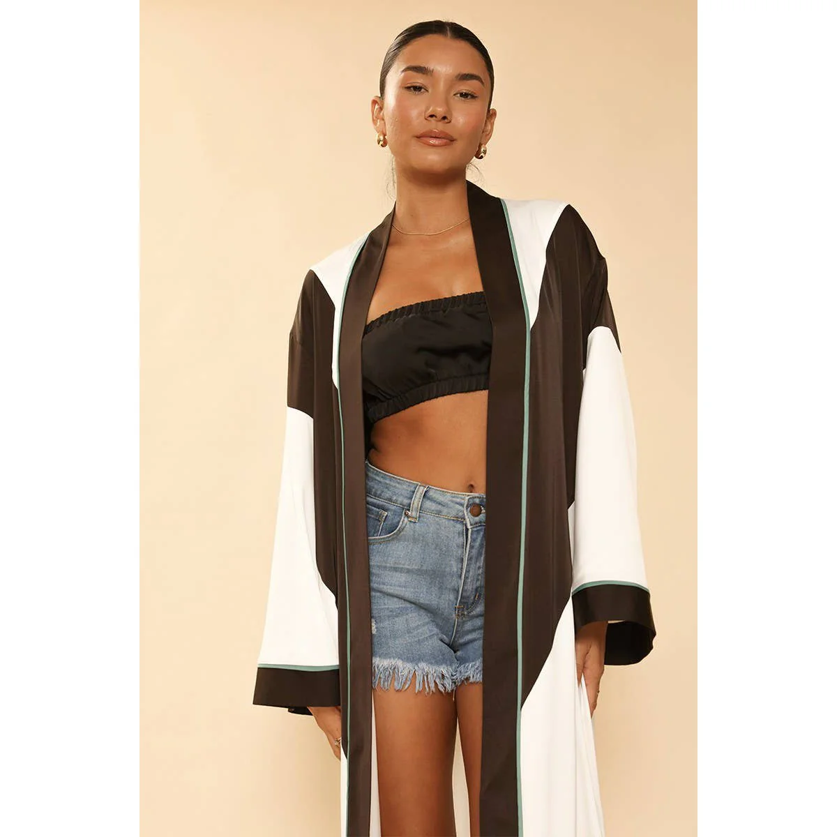Chevron Kimono in Black and White Big Long Textured Satin Duster [Size SM-M Remaining] - Image 2
