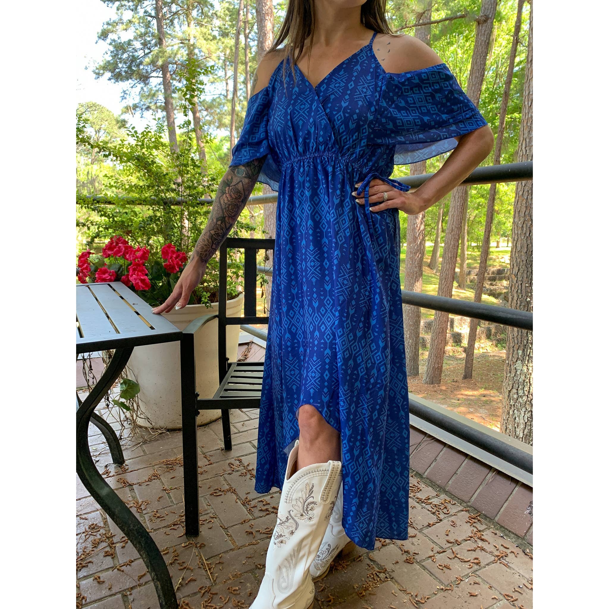 Broken Bow Cold Shoulder Maxi Dress in Blue Aztec - Image 3