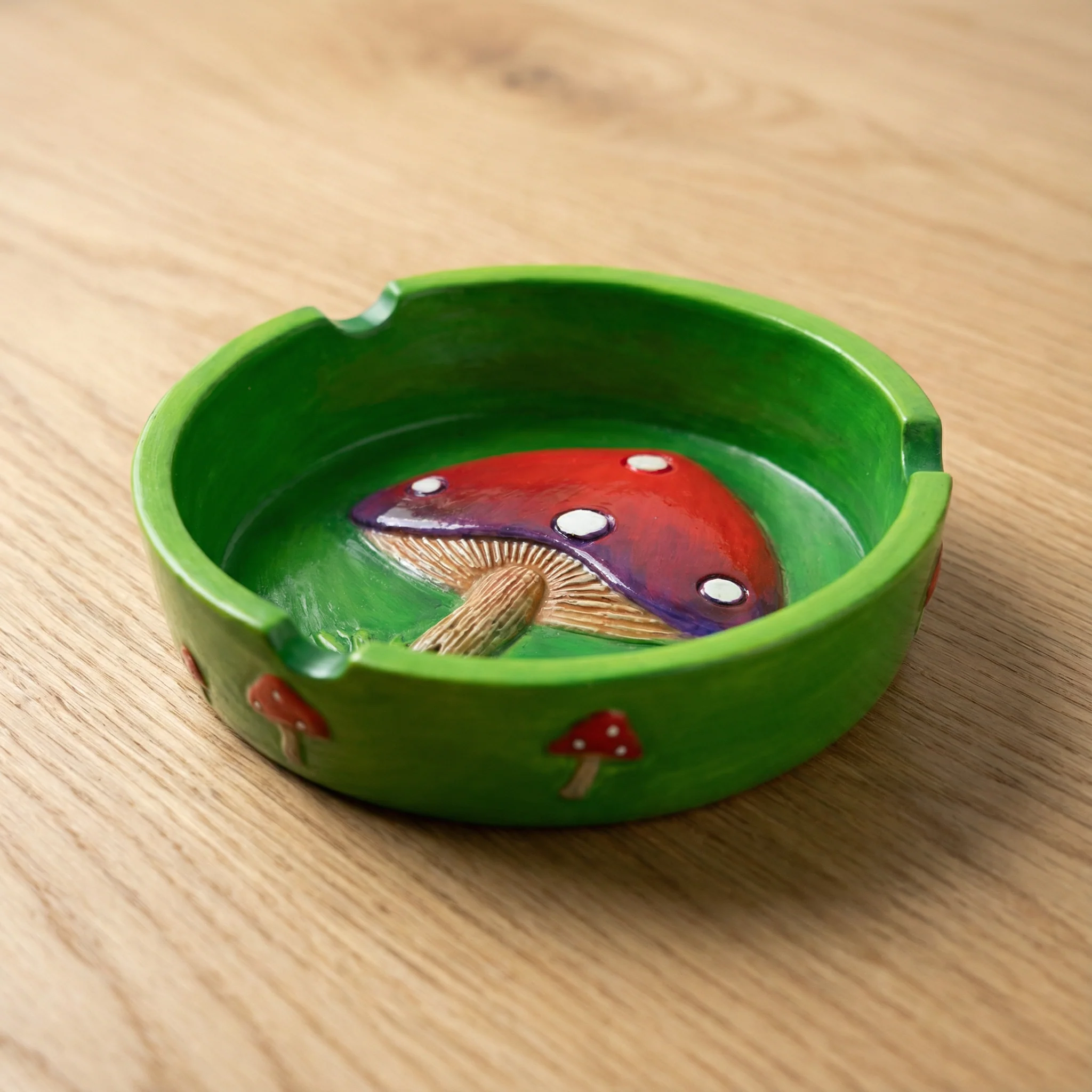 Groovy Mushroom Ashtray in Bright Green and Red | Hand Painted Round Resin Ash Bin  | 4.5" - Image 4