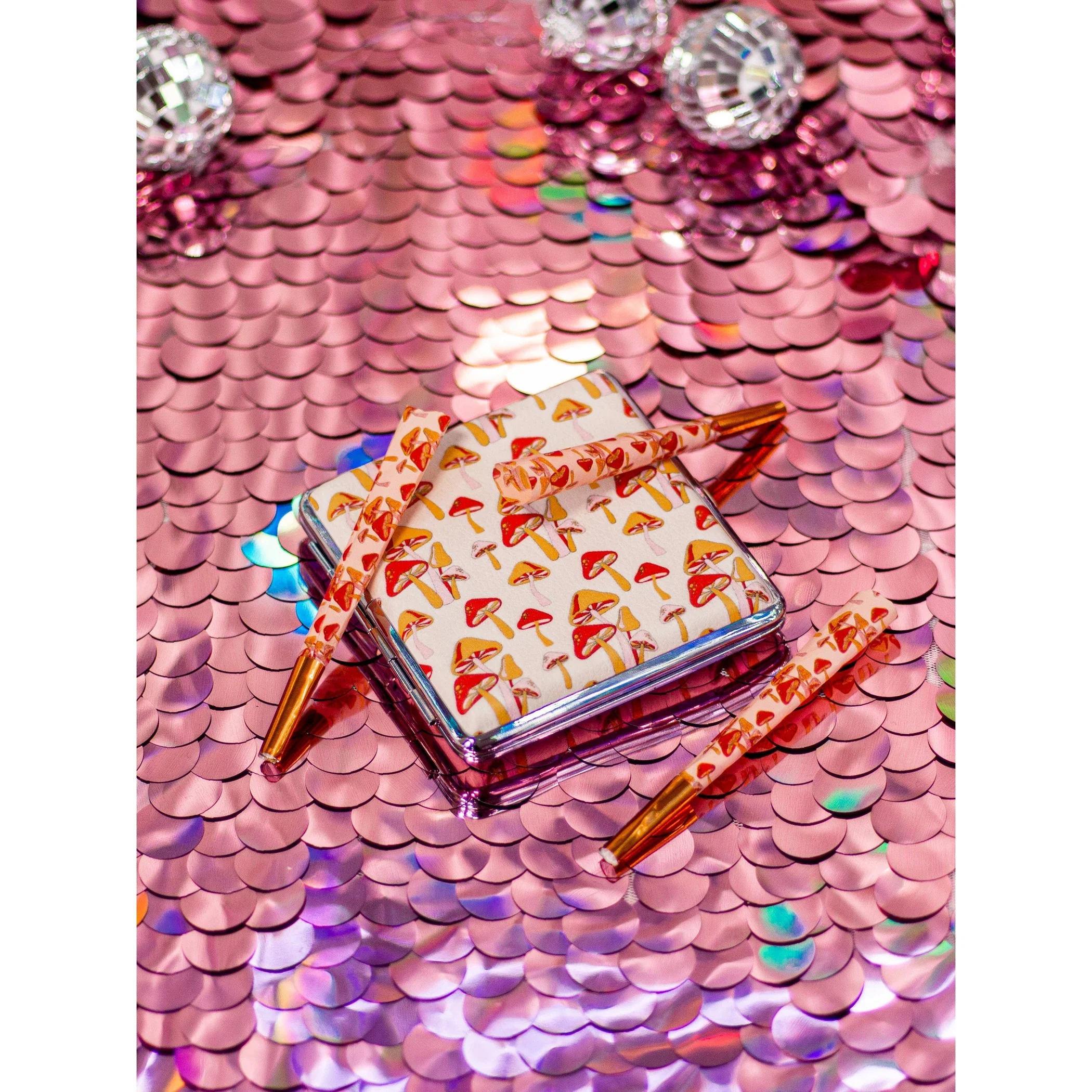 Mushroom Cigarette Case | Ciggy Box Storage Holder