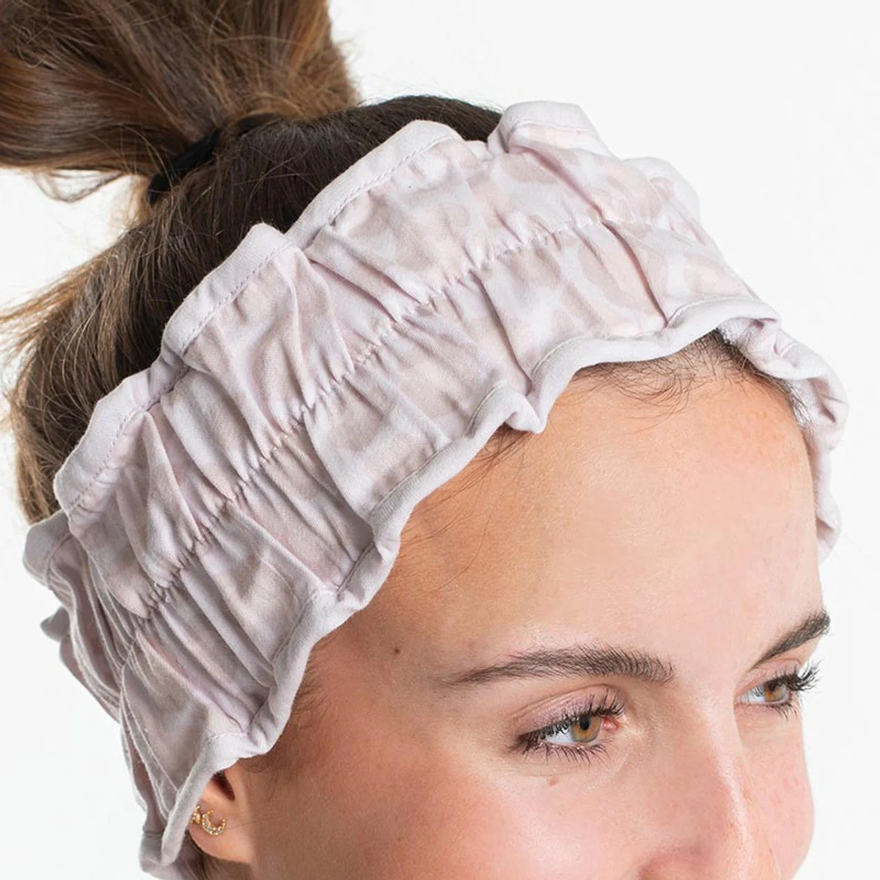 Pretty Seersucker Spa Headbands | Cozy Hair Bands For Makeup and Skincare - Image 7