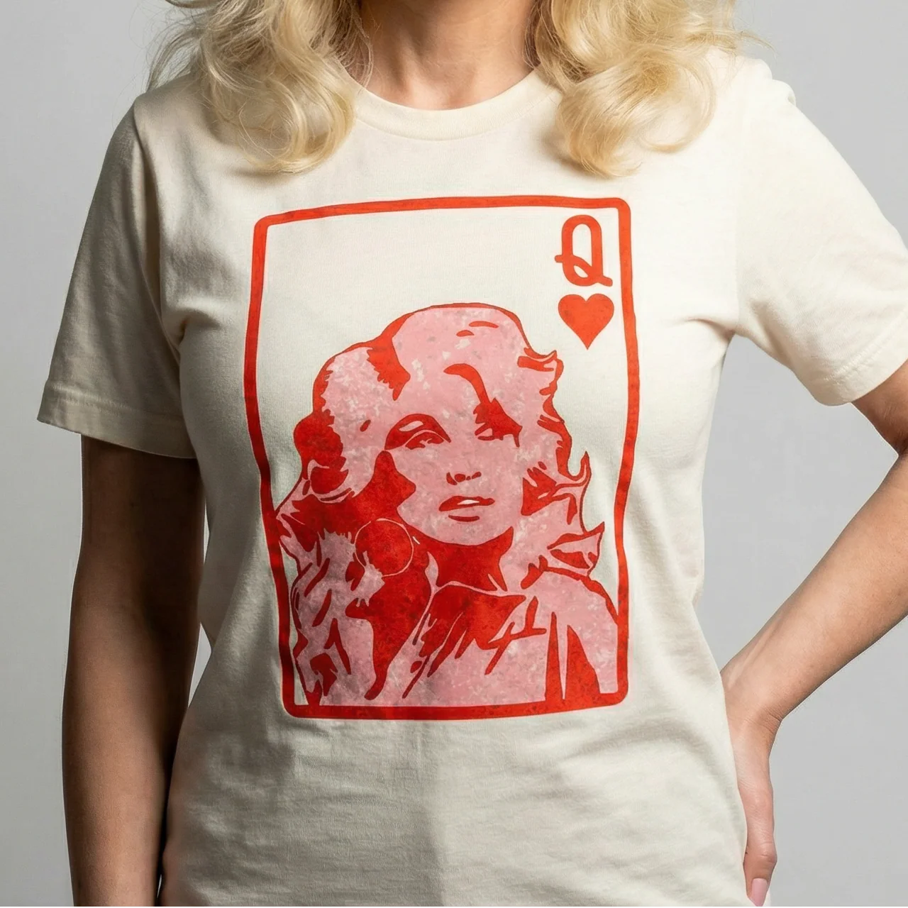 Dolly Queen of Hearts Graphic Tee Shirt in Cream/Natural [Sizes S-2XL] - Image 12