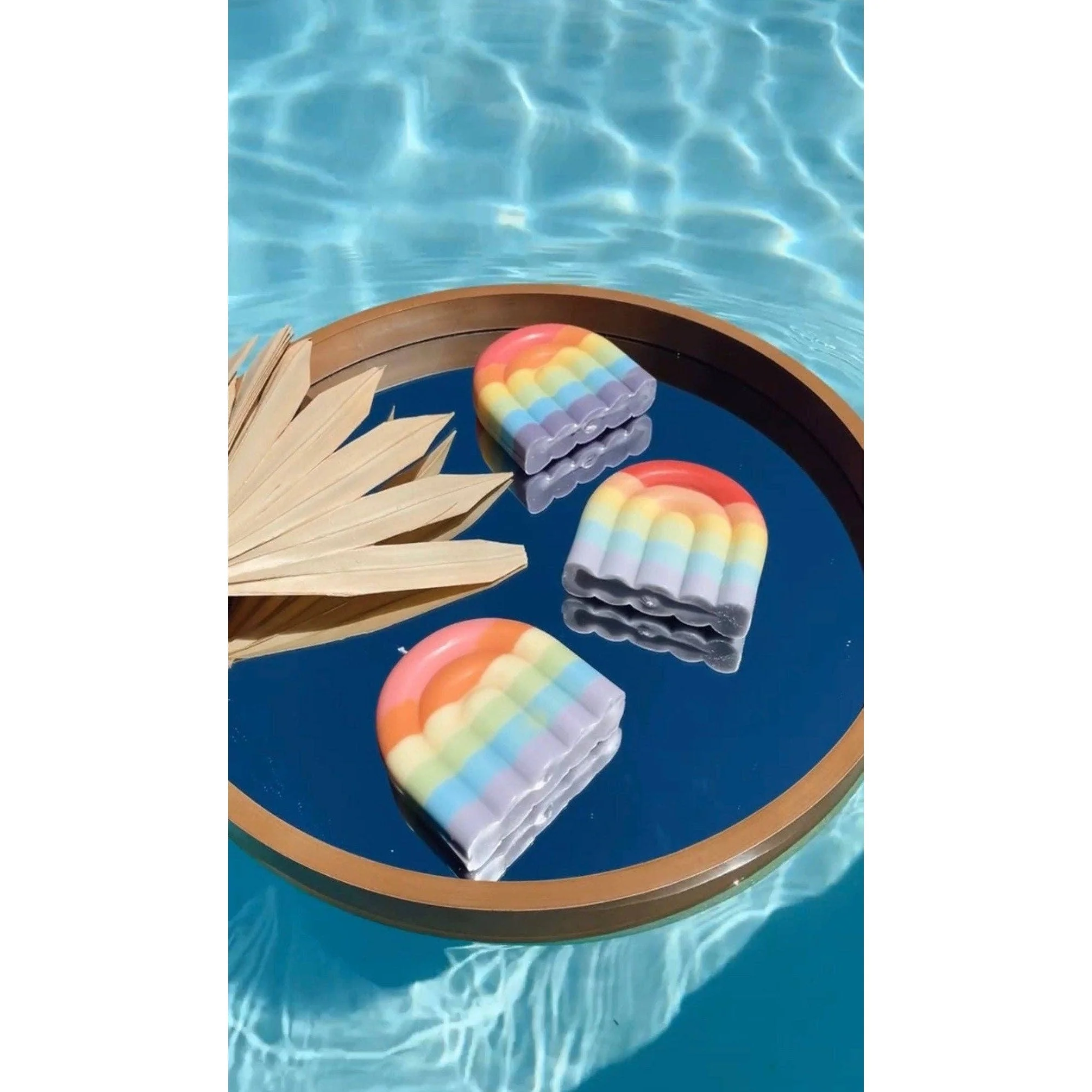 Rainbow Arch Candle | Pride LGBTQ+ - Image 4