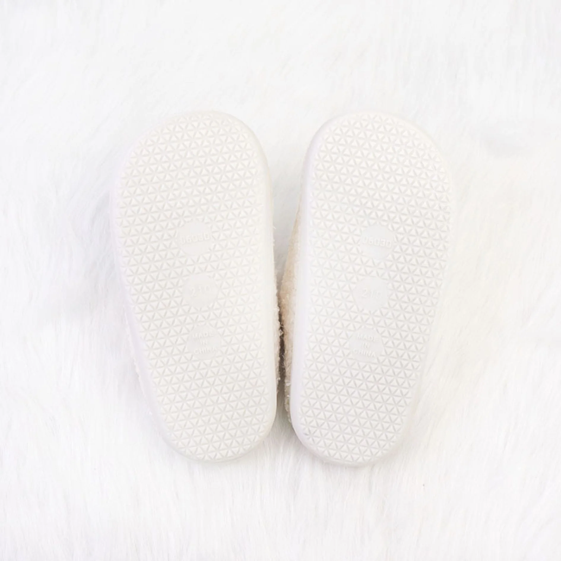 Rainbow Plush Cozy Women's Slippers [Size 8 Remaining] - Image 4