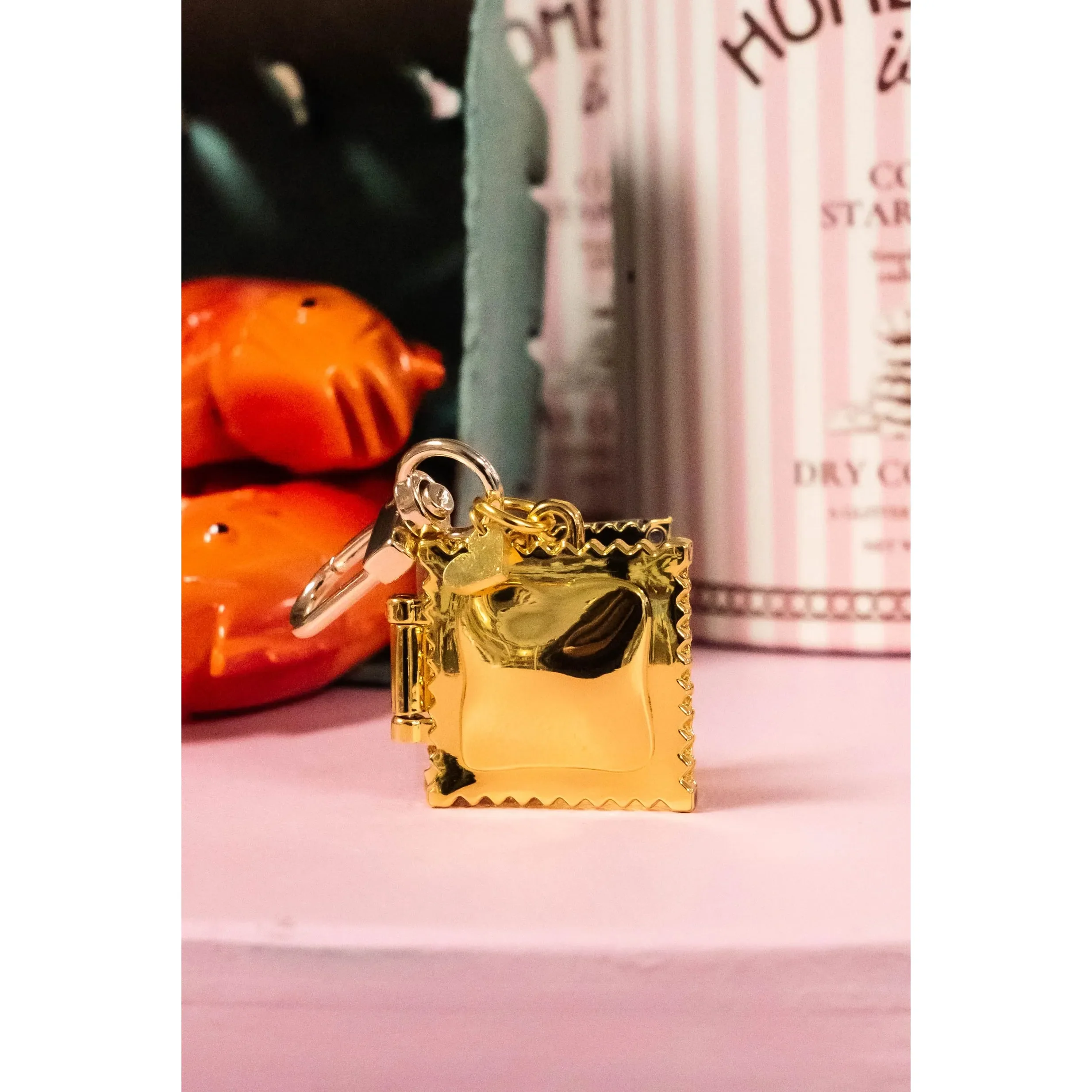 Ravioli Locket Keychain | Tiny Pasta Key Holder in Gold Plated - Image 15