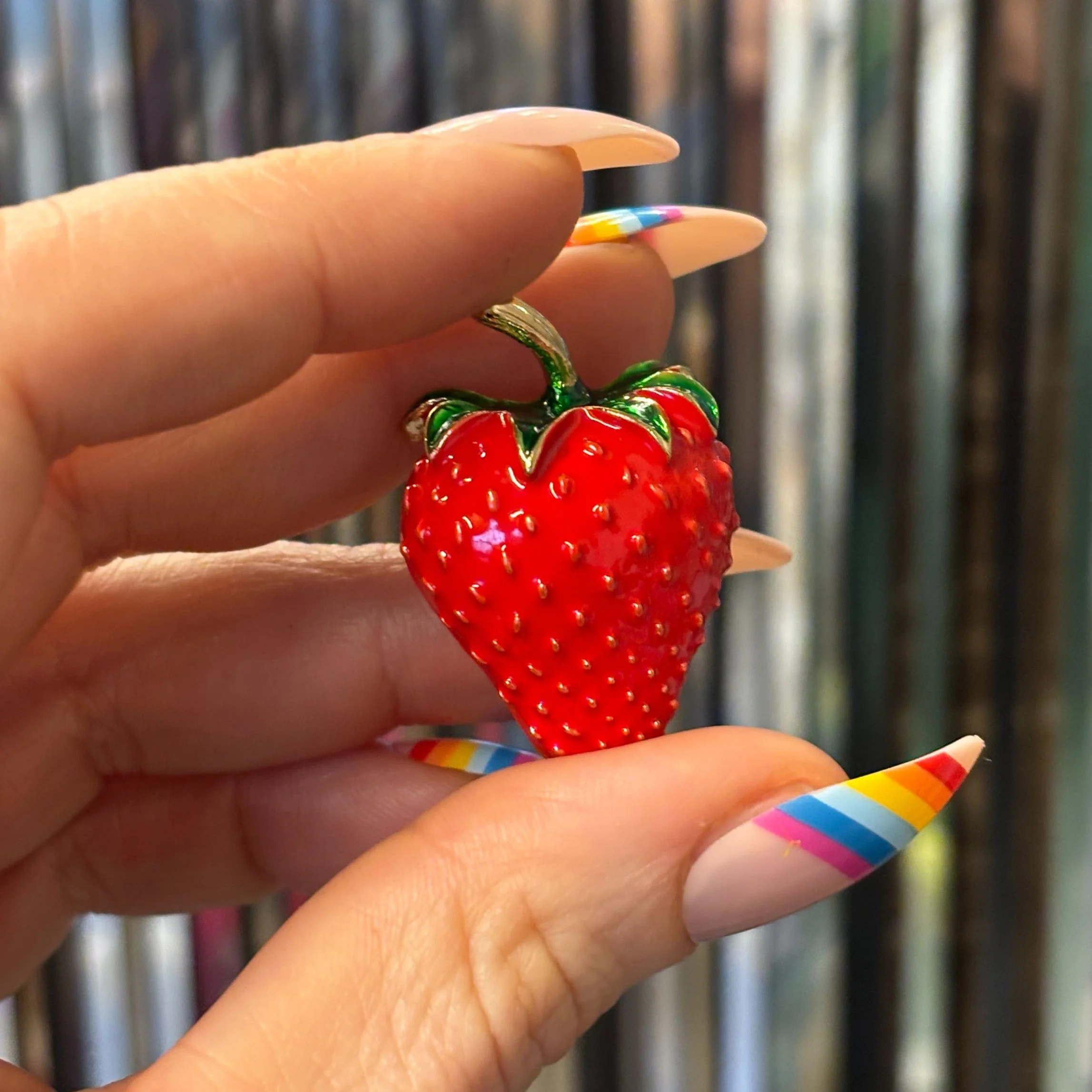 Red Strawberry Brooch | 1.4" Pin in Metal Alloy with Gold Finish - Image 5