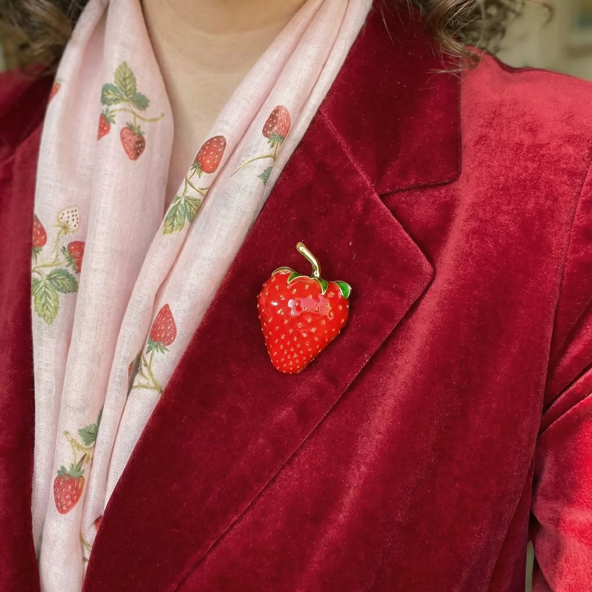 Red Strawberry Brooch | 1.4" Pin in Metal Alloy with Gold Finish - Image 9