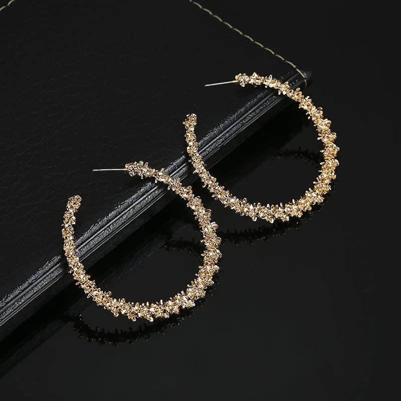 Regal Queen Textured Hoop Earrings (Gold or Silver) - Image 4