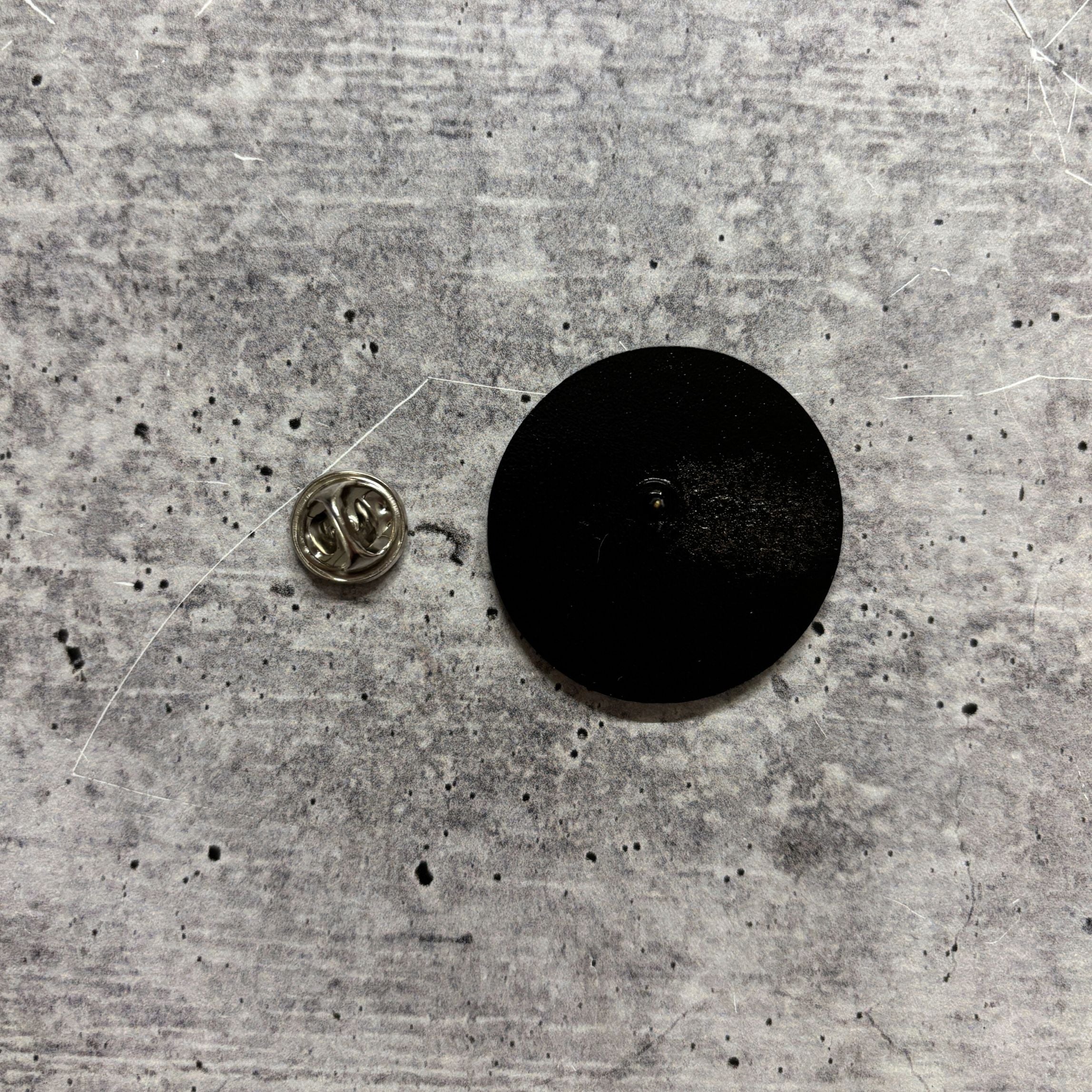 Retro 8 Ball Pin 1.4" Stylish Metal Alloy Brooch | Billiards Ball in Black and White - Image 5