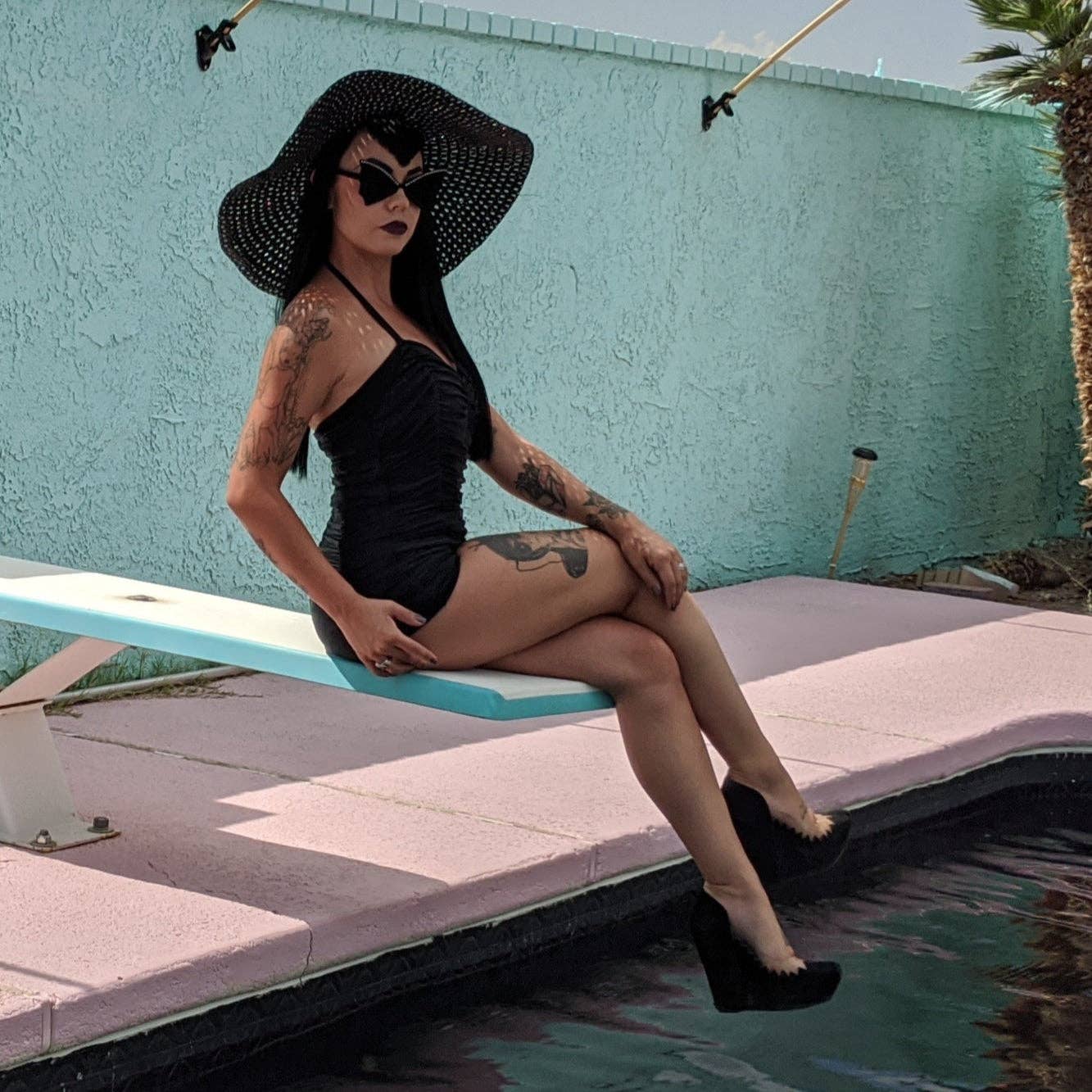 [Size XS Remaining] Pinup 1950s Rosie Retro One-Piece Swimsuit in Floral Prints, Black or Wine | 50s Inspired Swimsuit - Image 4