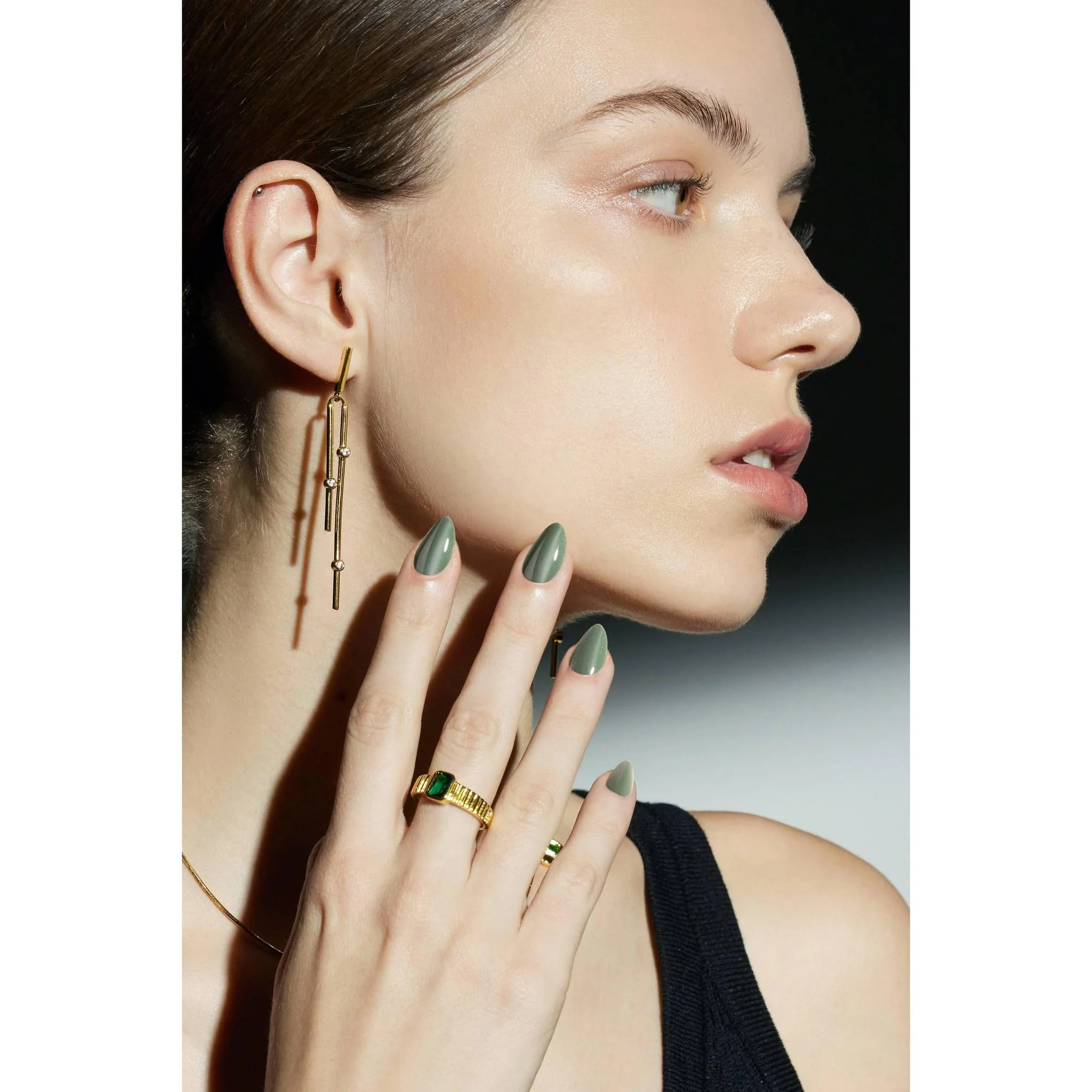 Sage Quartz Press-On Nails | Soft Green Cat-Eye Nails with Glossy Finish | Reusable - Image 2