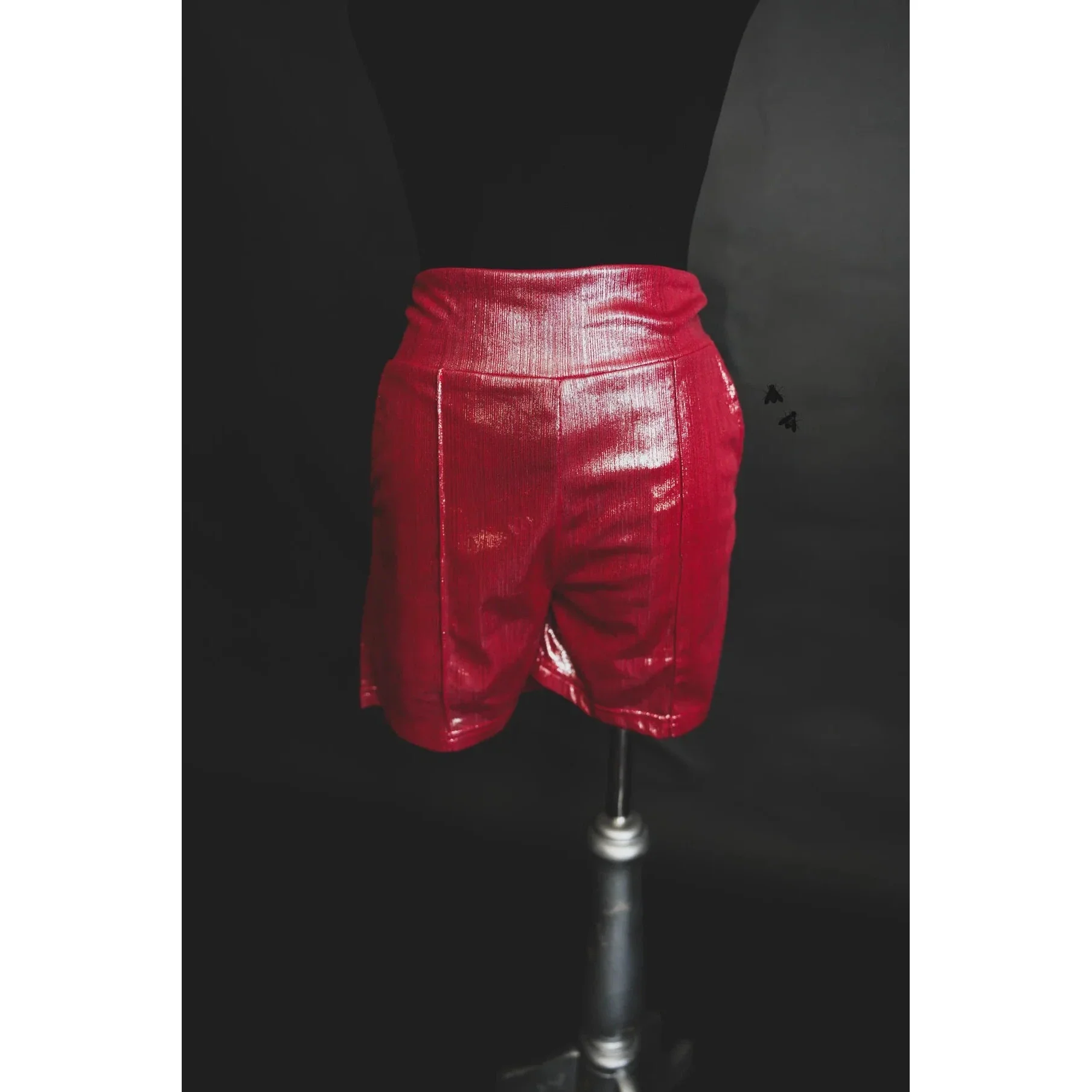 [Size M-3X] Shiny Short Firework in Red | Metallic Stretch Fabric - Image 3