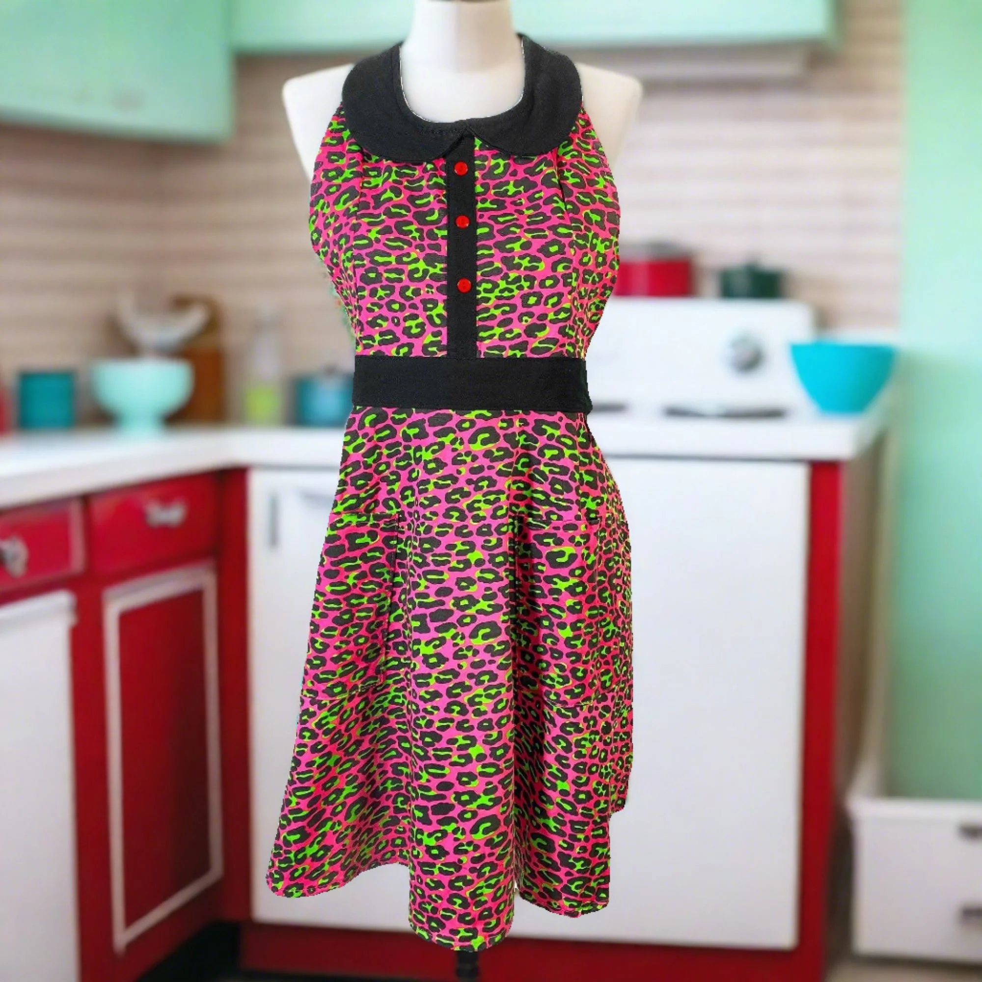Pink Leopard Apron | Cooking Baking Cotton Kitchen Tools Essentials | Gift for Her - Image 6